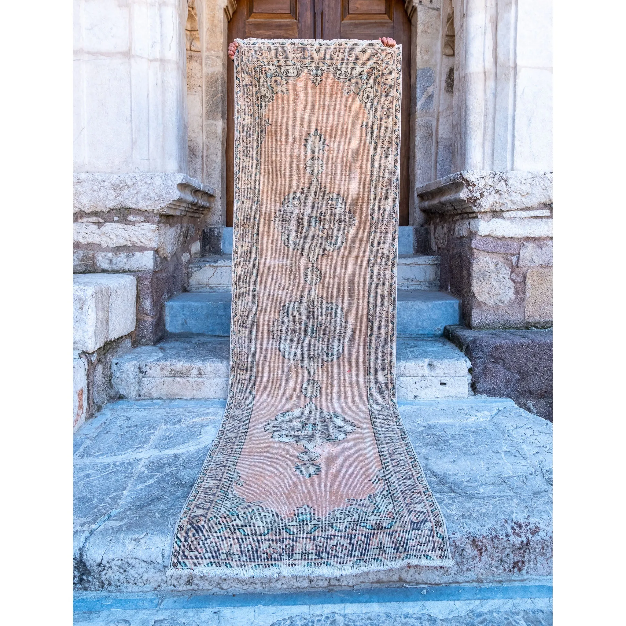 3330 VE Handwoven Vintage Rug 3'2x11