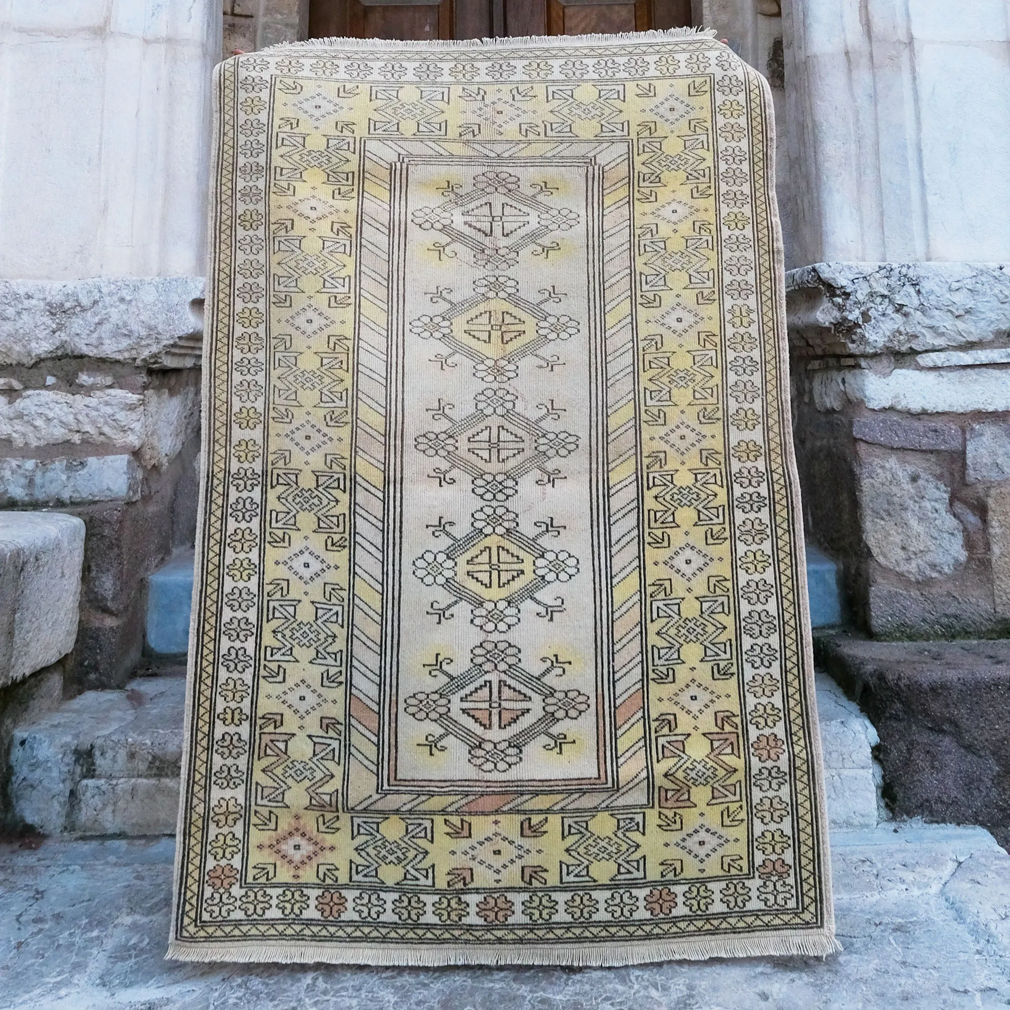 4958 Handwoven Vintage Rug 4'1x5'10