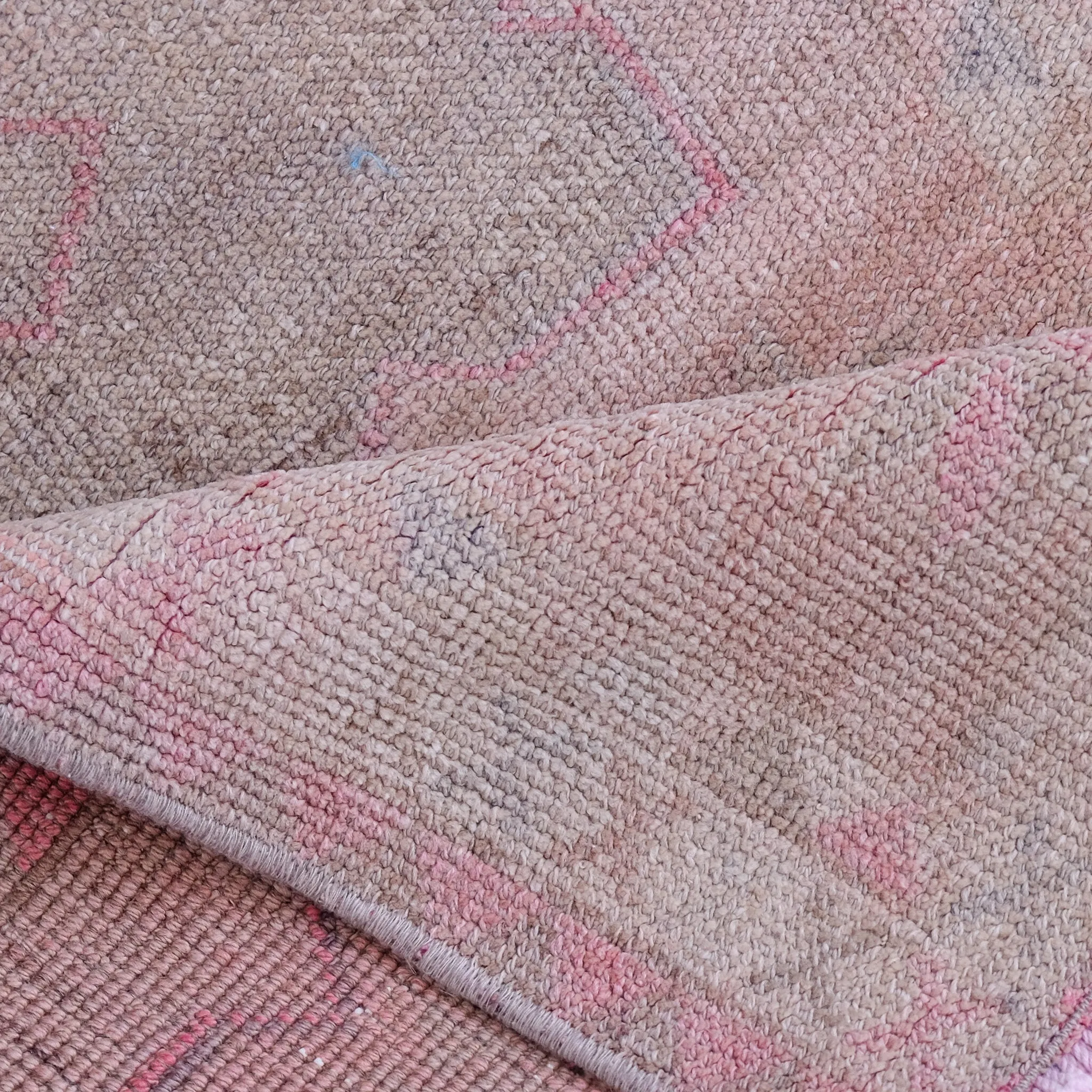 6184 Handwoven Vintage Rug 2'8x12'9