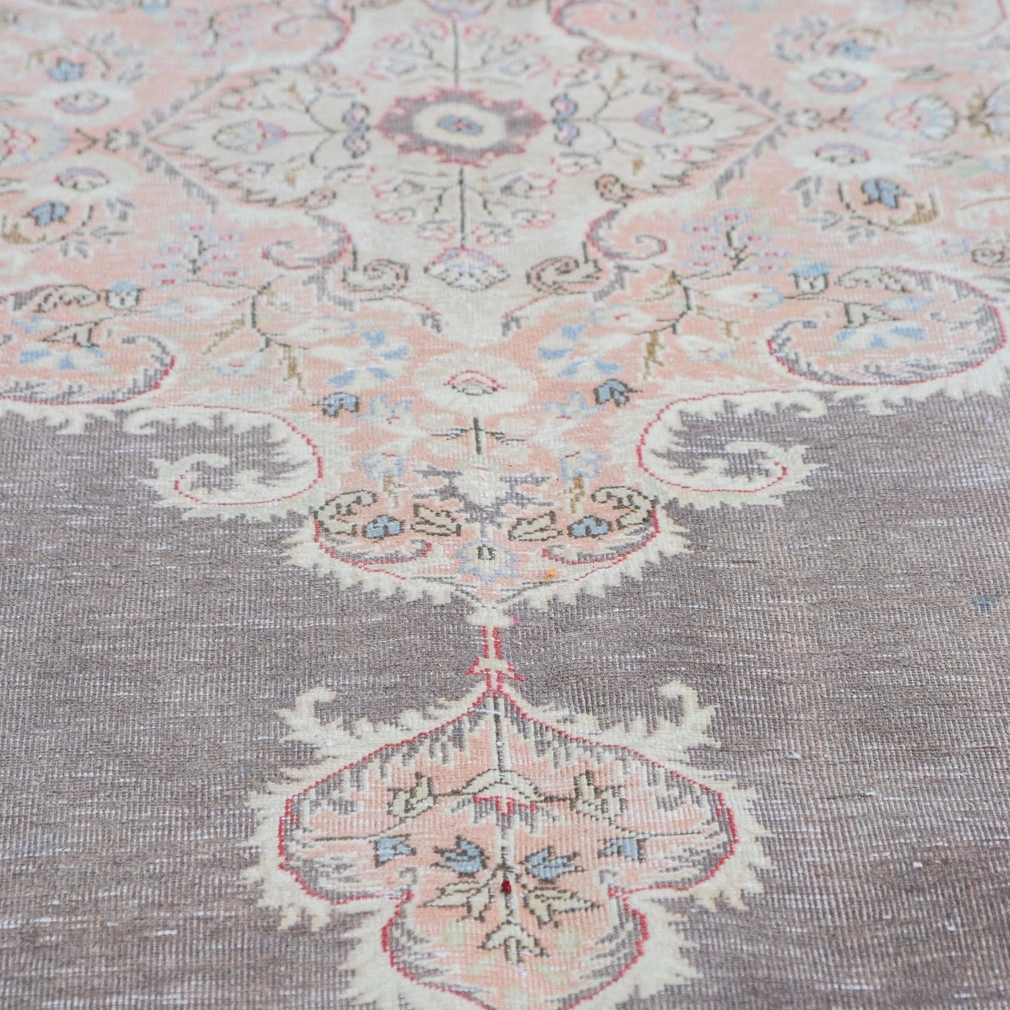 6996 Handwoven Vintage Rug 6'8x10