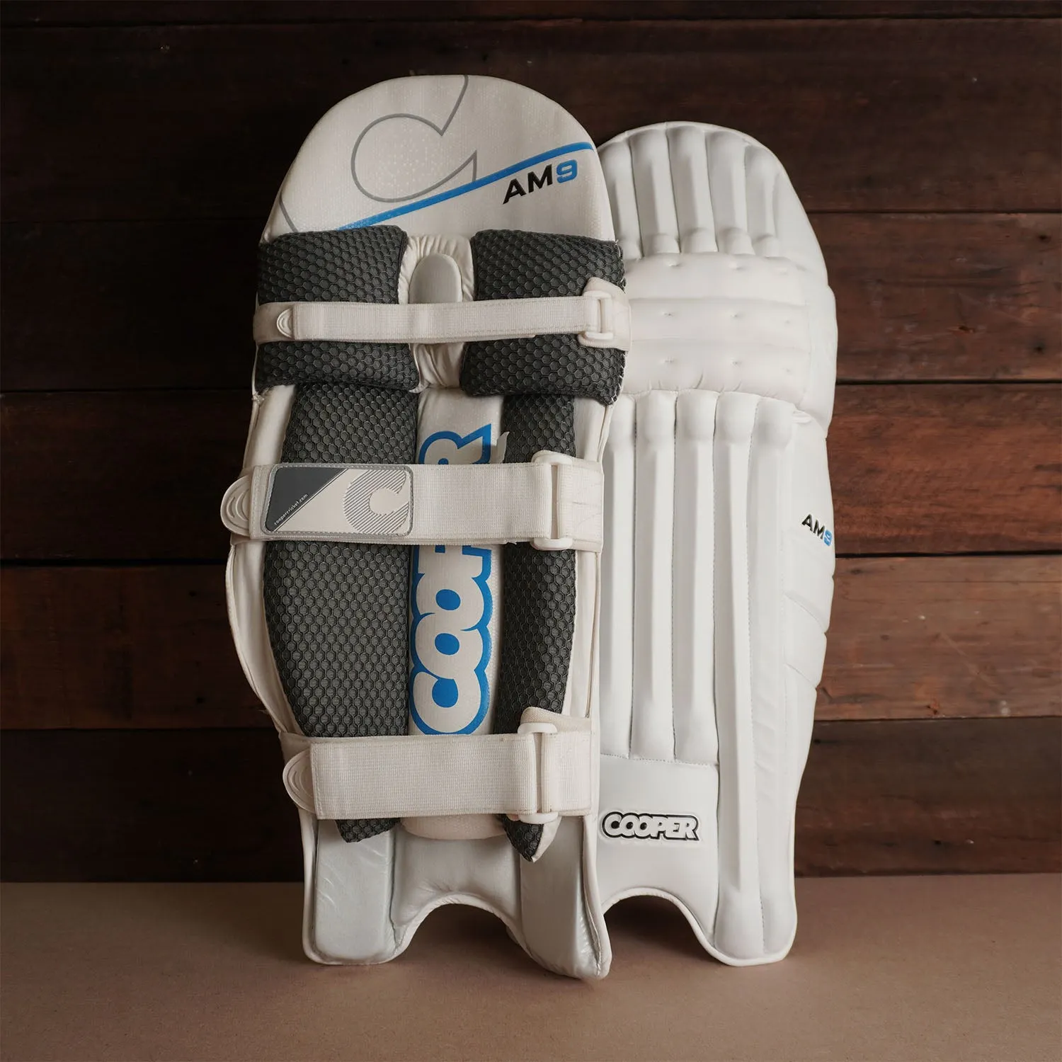 AM9 PADS - YOUTH