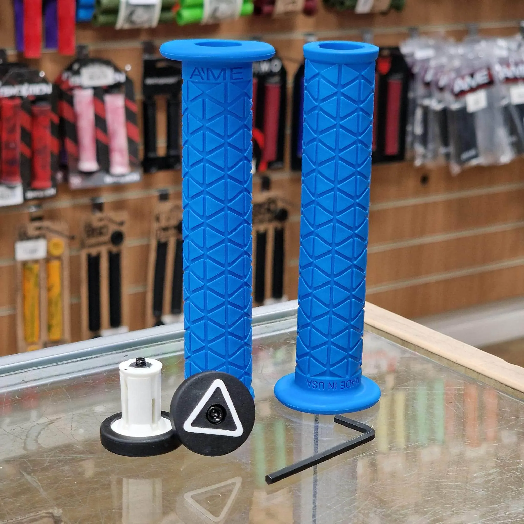 A'ME BMX Super Tri Grips with Flange