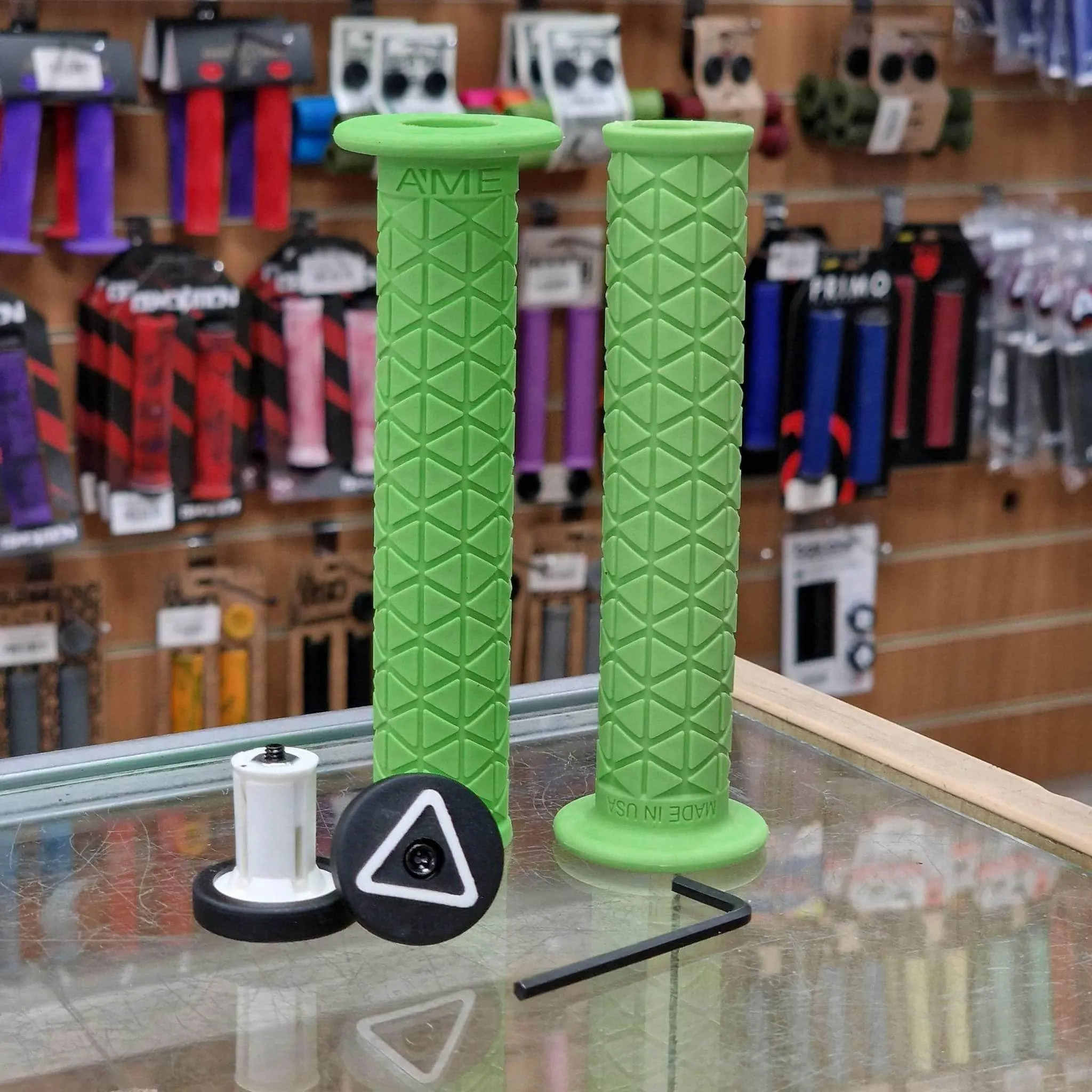 A'ME BMX Super Tri Grips with Flange