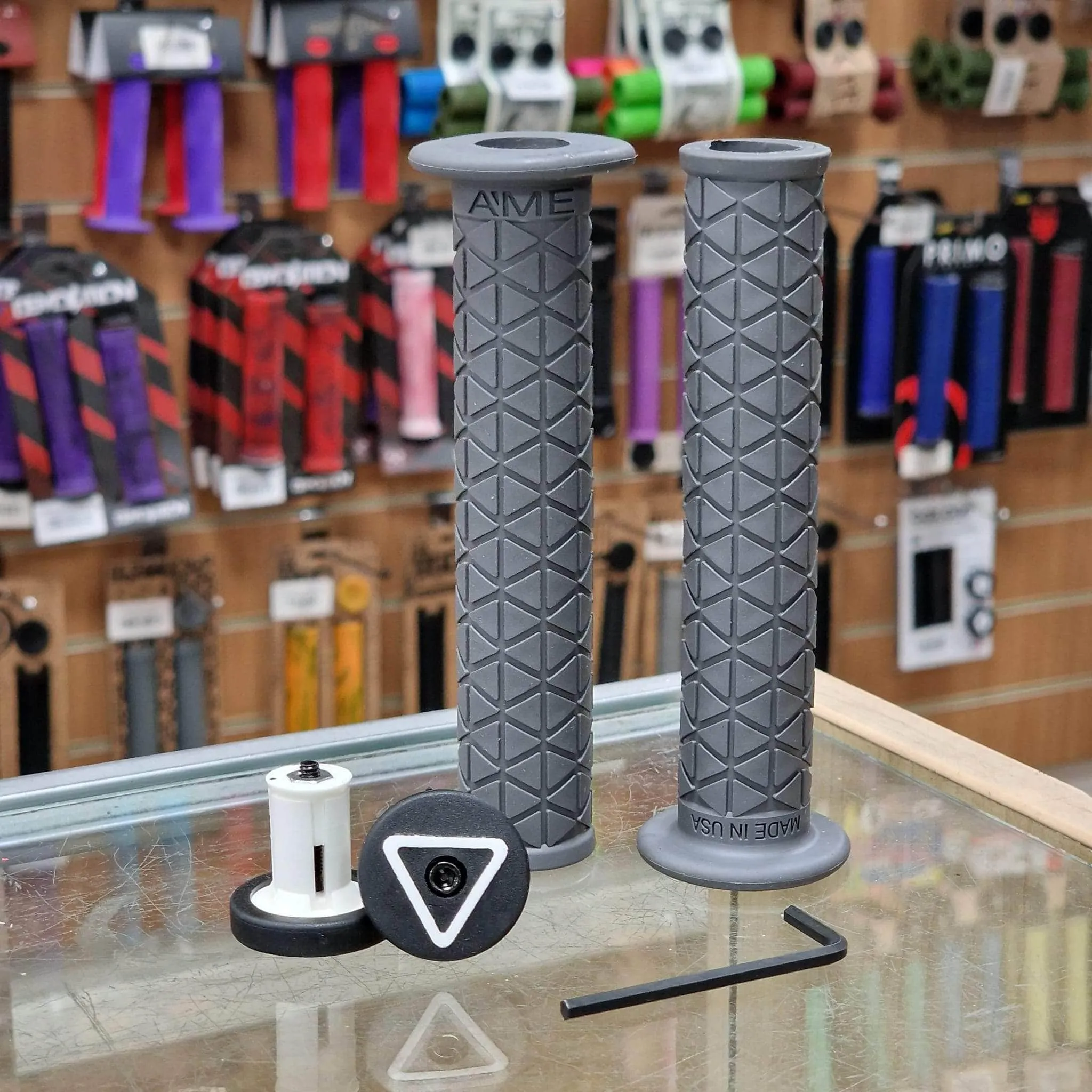 A'ME BMX Super Tri Grips with Flange