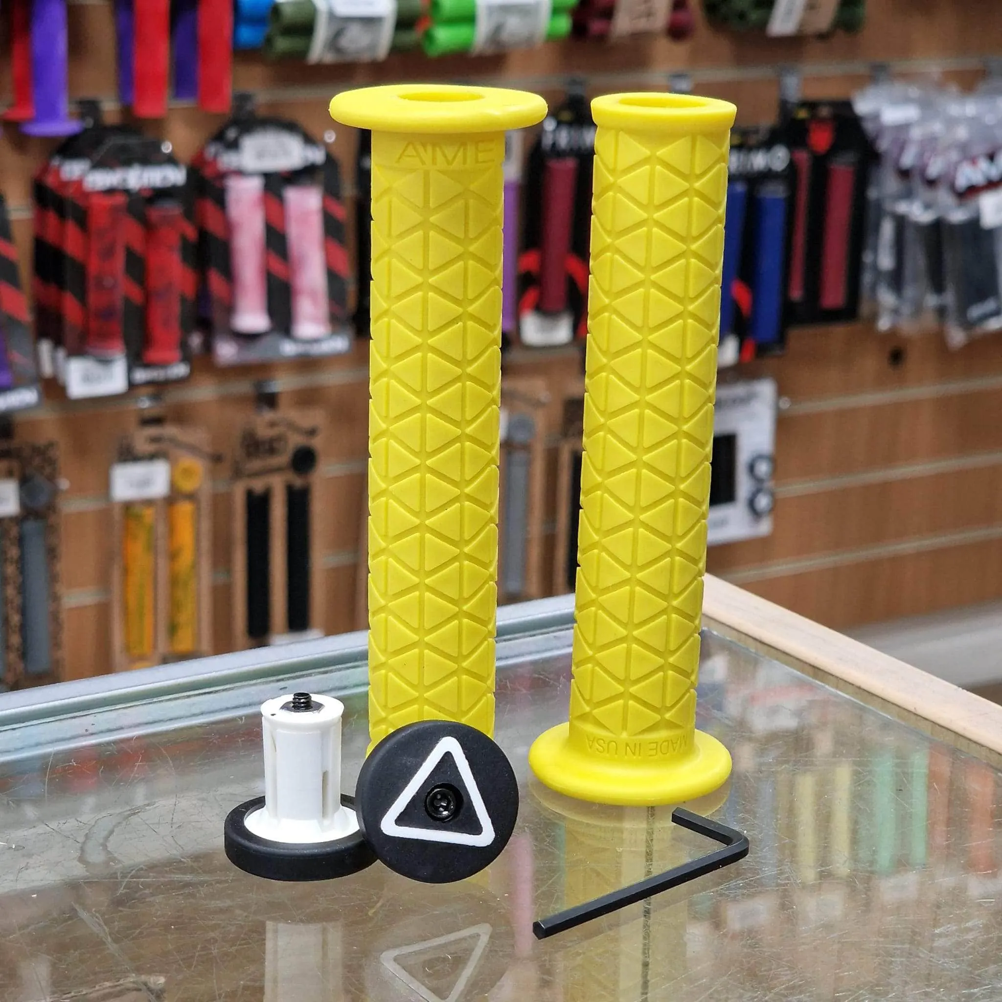 A'ME BMX Super Tri Grips with Flange