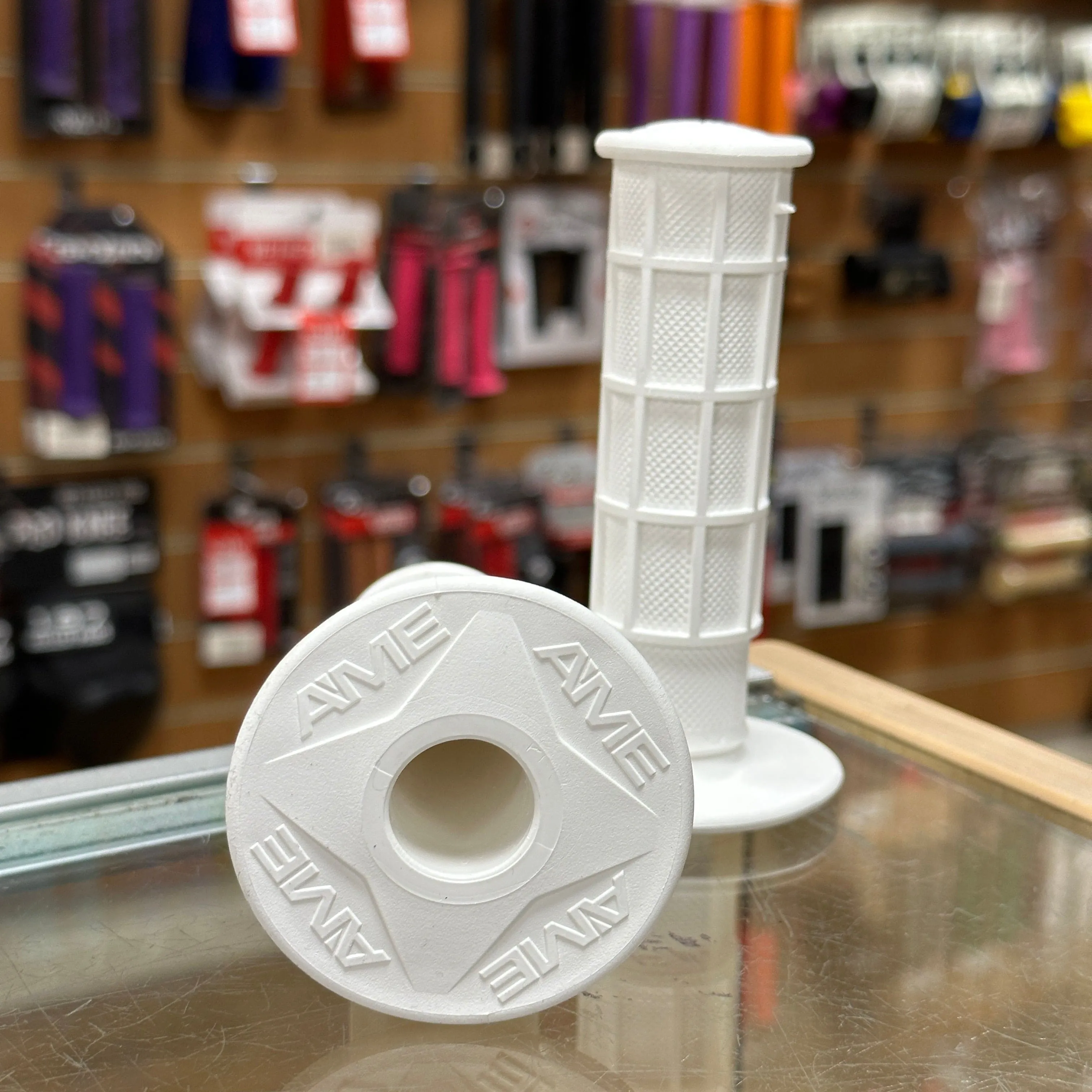 A'ME Motocross Full Waffle Grips (These DON'T fit Bicycles)