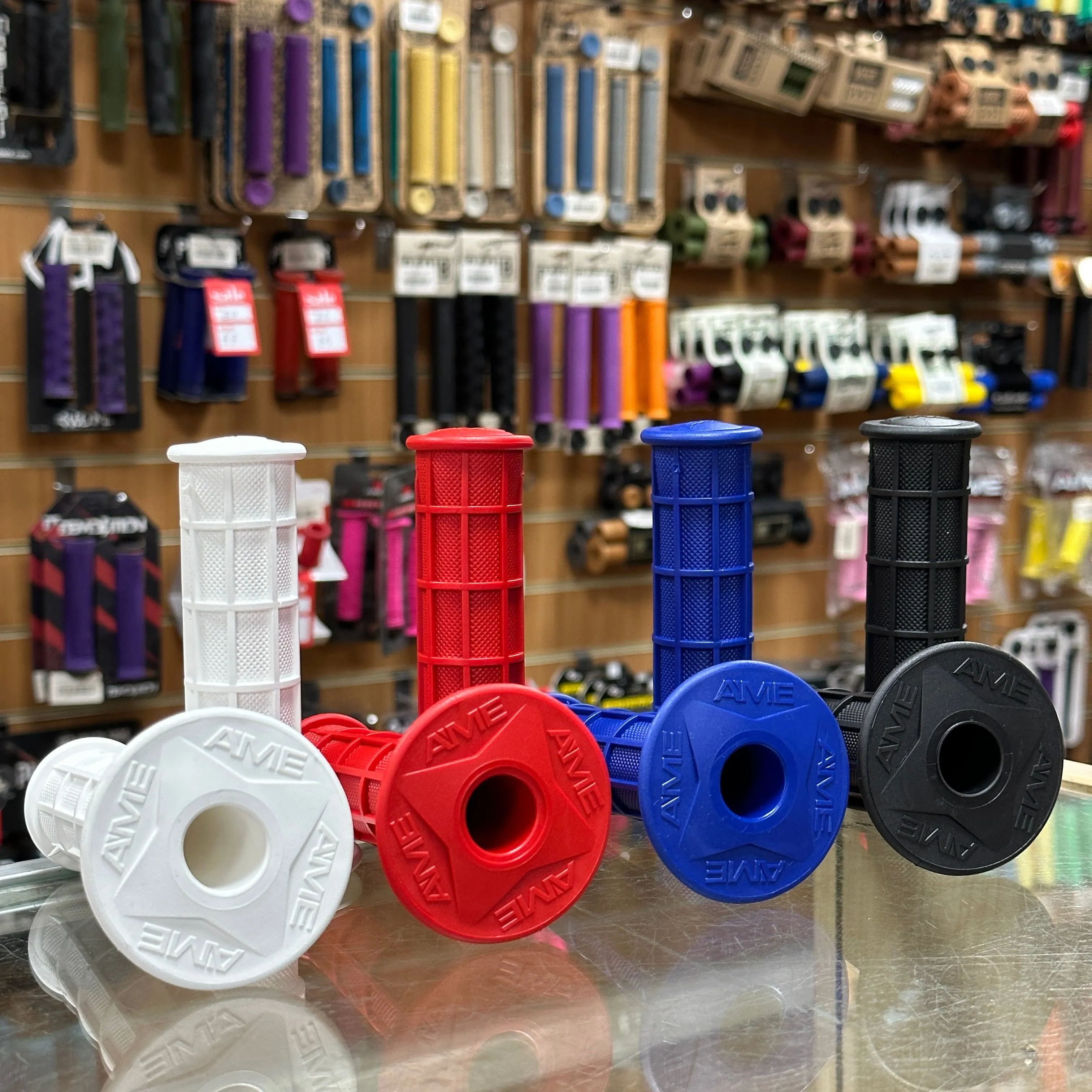 A'ME Motocross Full Waffle Grips (These DON'T fit Bicycles)