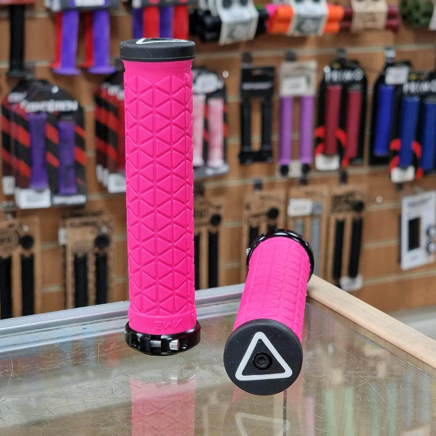 A'ME Pro Lock-On 1.2 Tri Grips