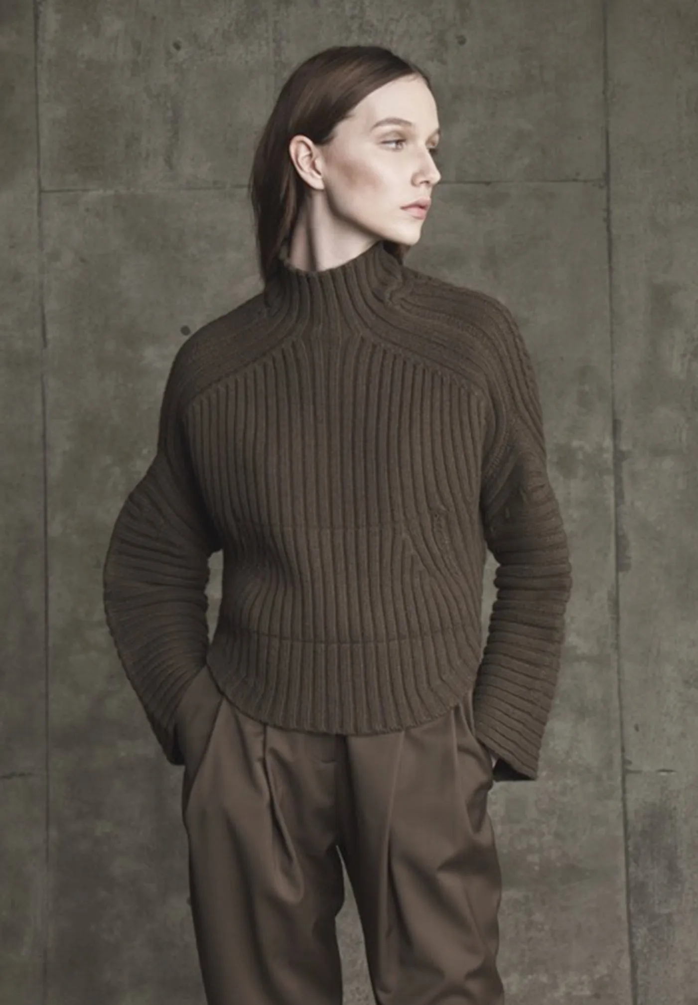 Amelia Ribbed Pullover in Army