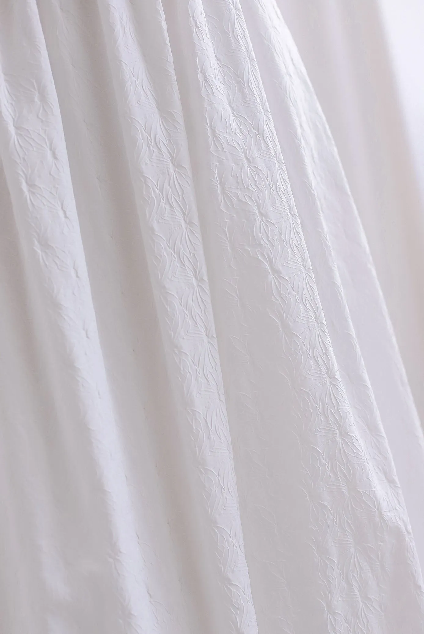 Amethyst Embossed Poofy Midi Skirt In White