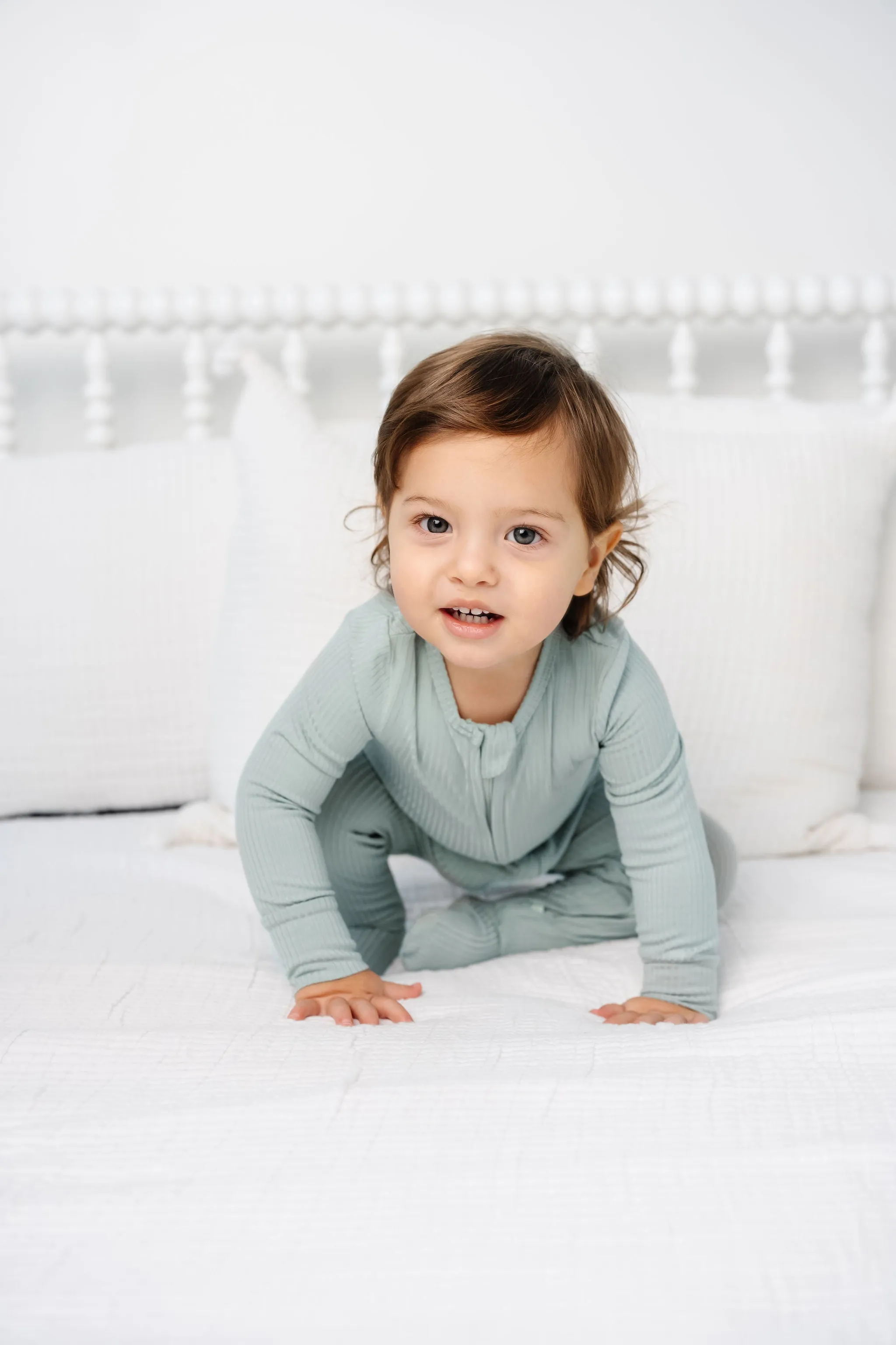 Bailey Ribbed Zipper Footies