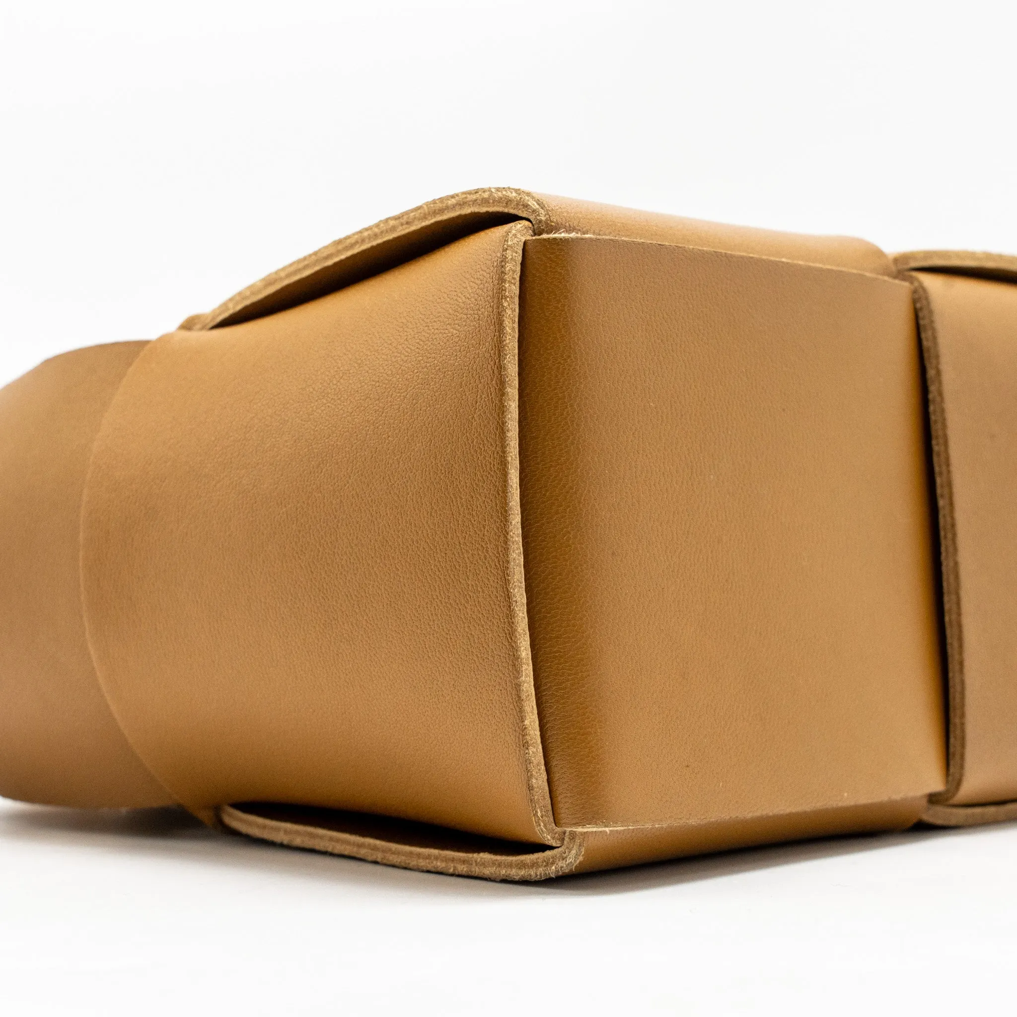 Bottega Veneta Mini Arco Tote Lambskin Camel GHW