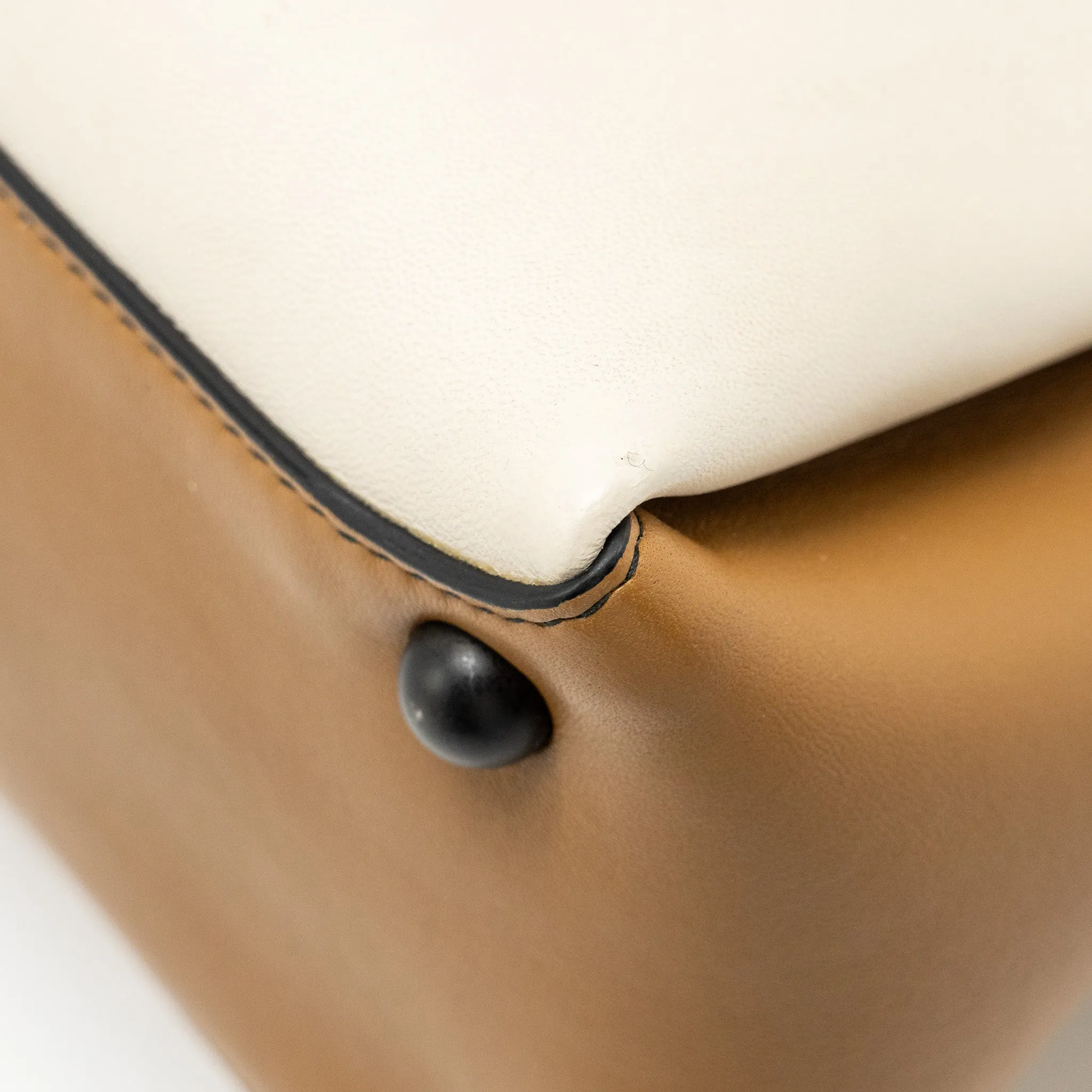 Bottega Veneta Top Handle Piazza Bag Nappa White/Beige/Light Brown Multicolour Hardware