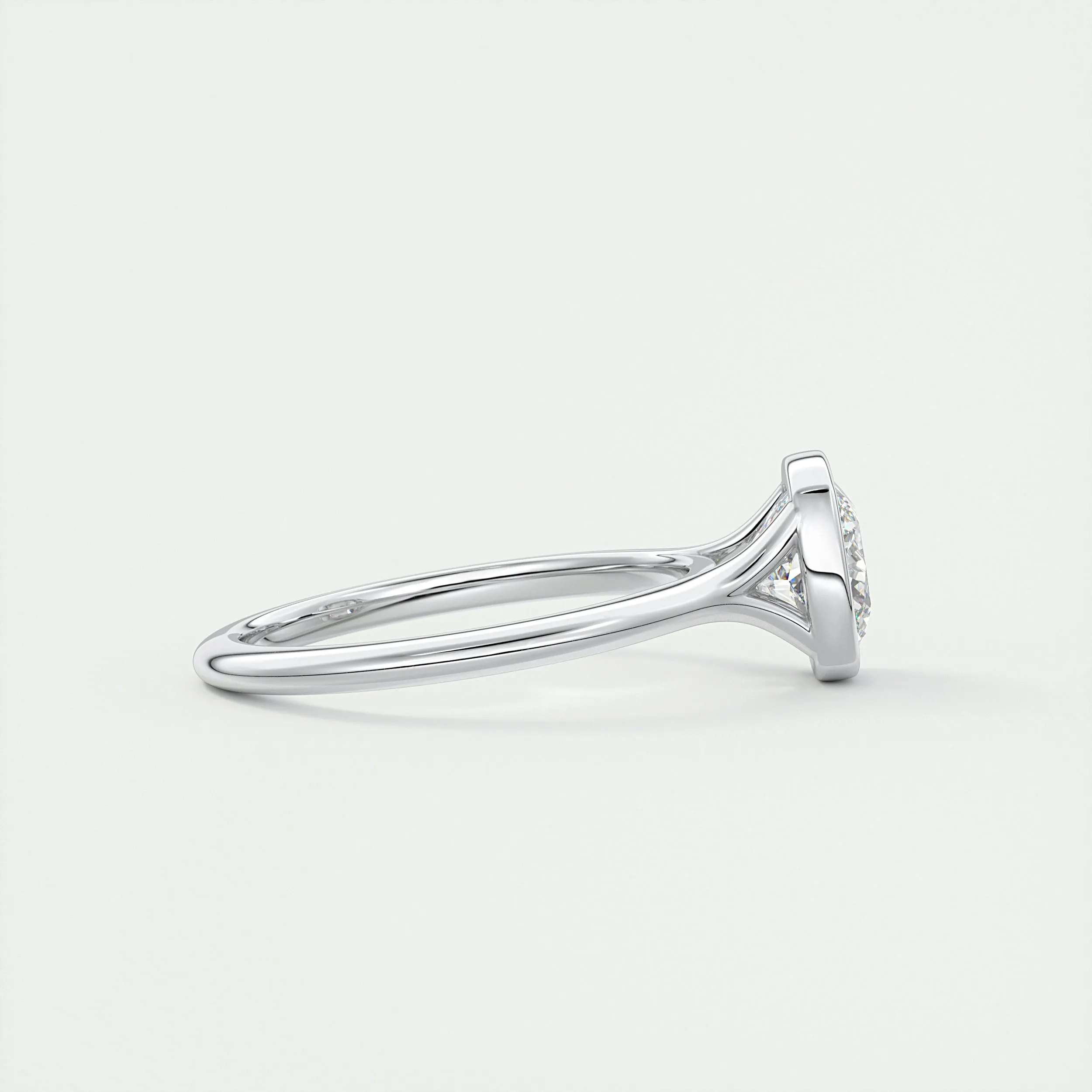 Breezy Bezel | Cushion