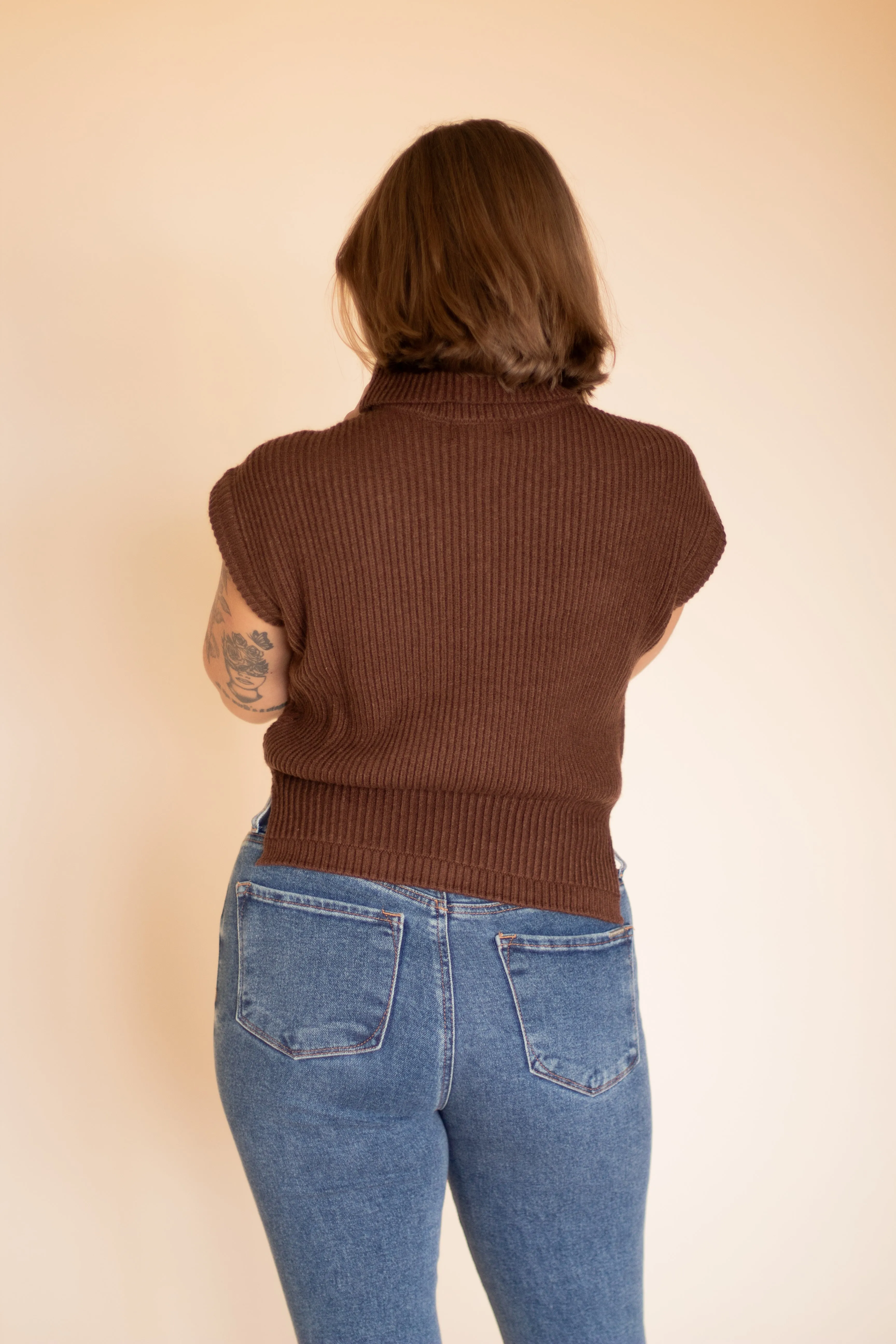 Brown Ribbed Turtle Neck