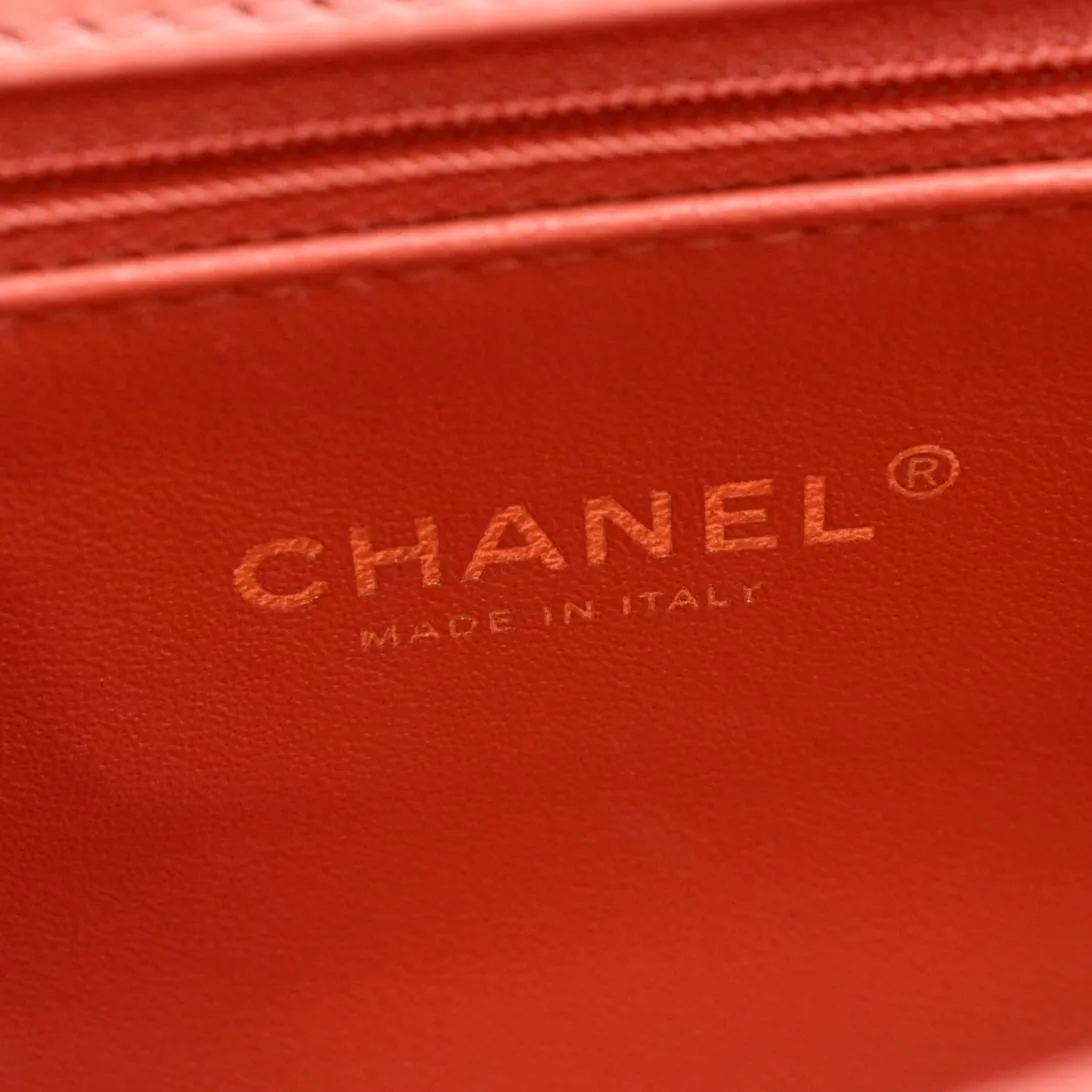 CHANEL CC Filigree Medium Flap Caviar Leather Crossbody Bag Pink
