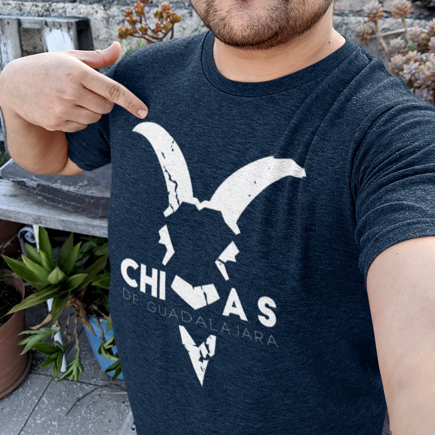 Club Chivas - Official Vintage T-Shirt