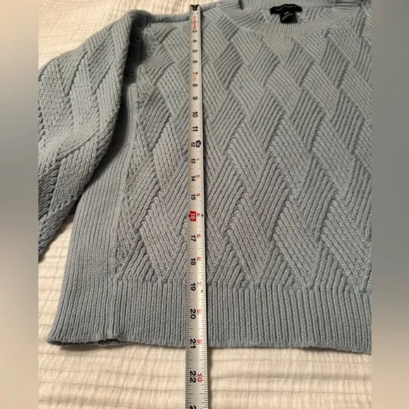 Club Monaco Diamond Crew Sweater - NWT - Size L