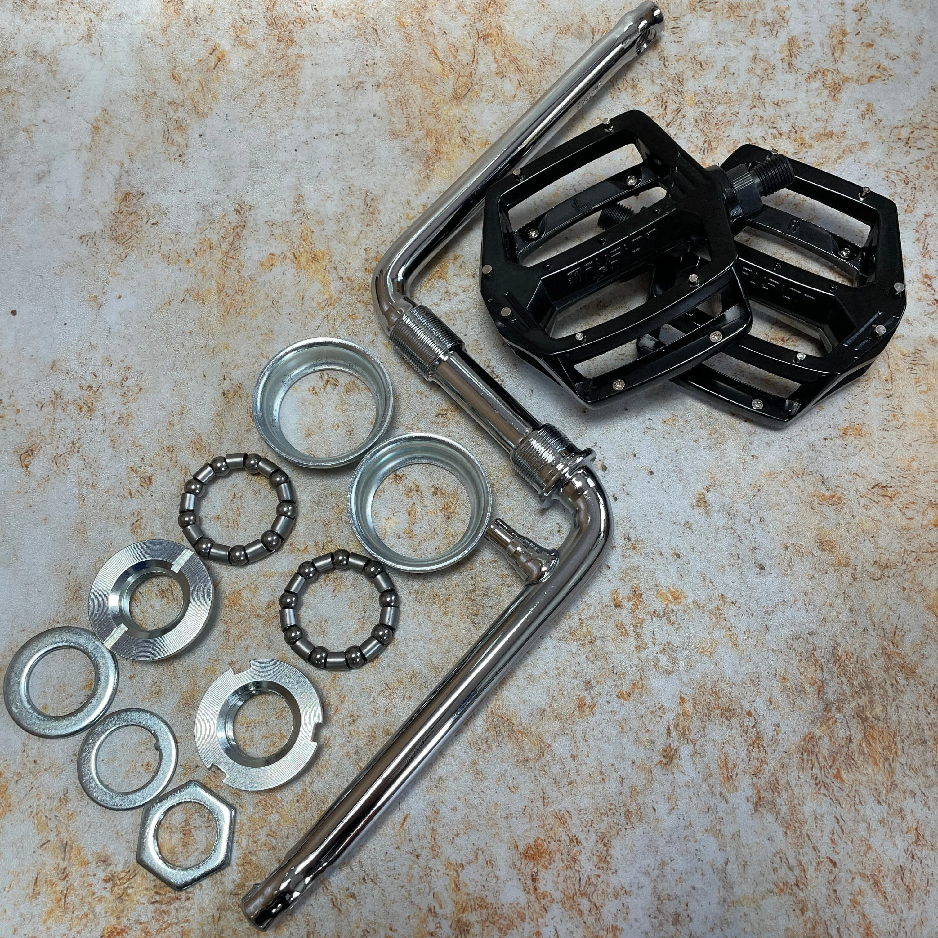 Darxide Crank Bottom Bracket and Haro Pedal Combo