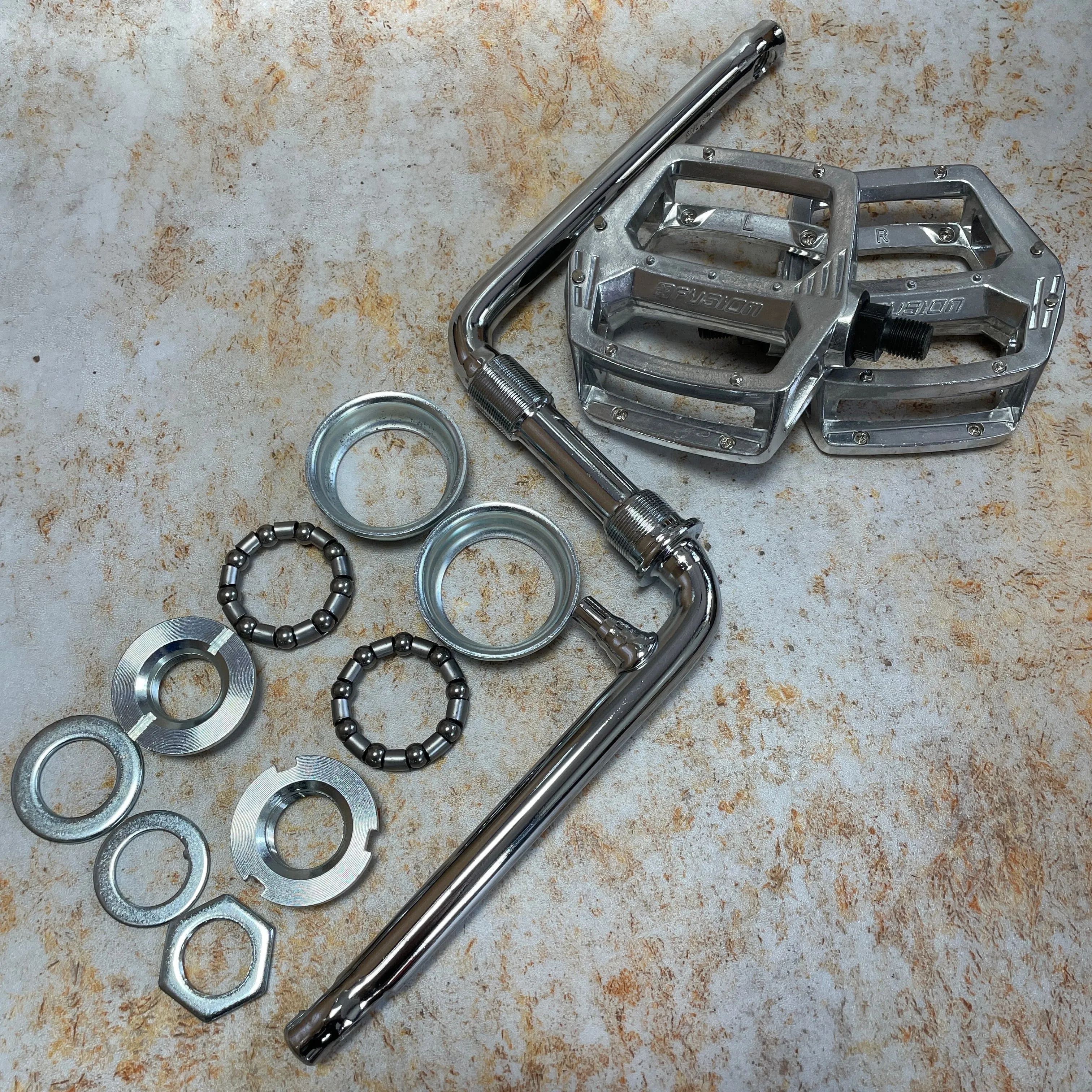 Darxide Crank Bottom Bracket and Haro Pedal Combo