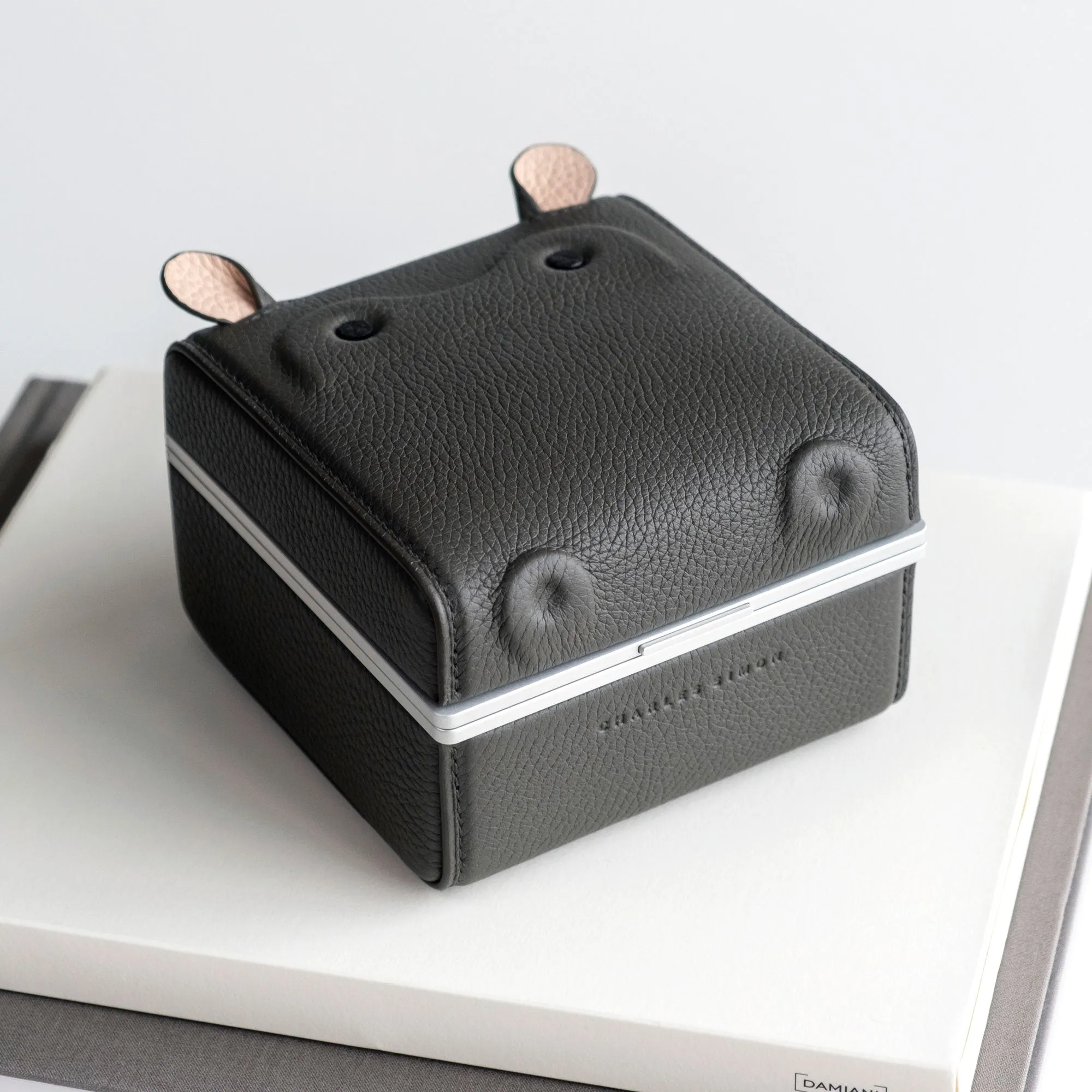 EATON 1 WATCH CASE SPECIAL EDITION - HIPPO