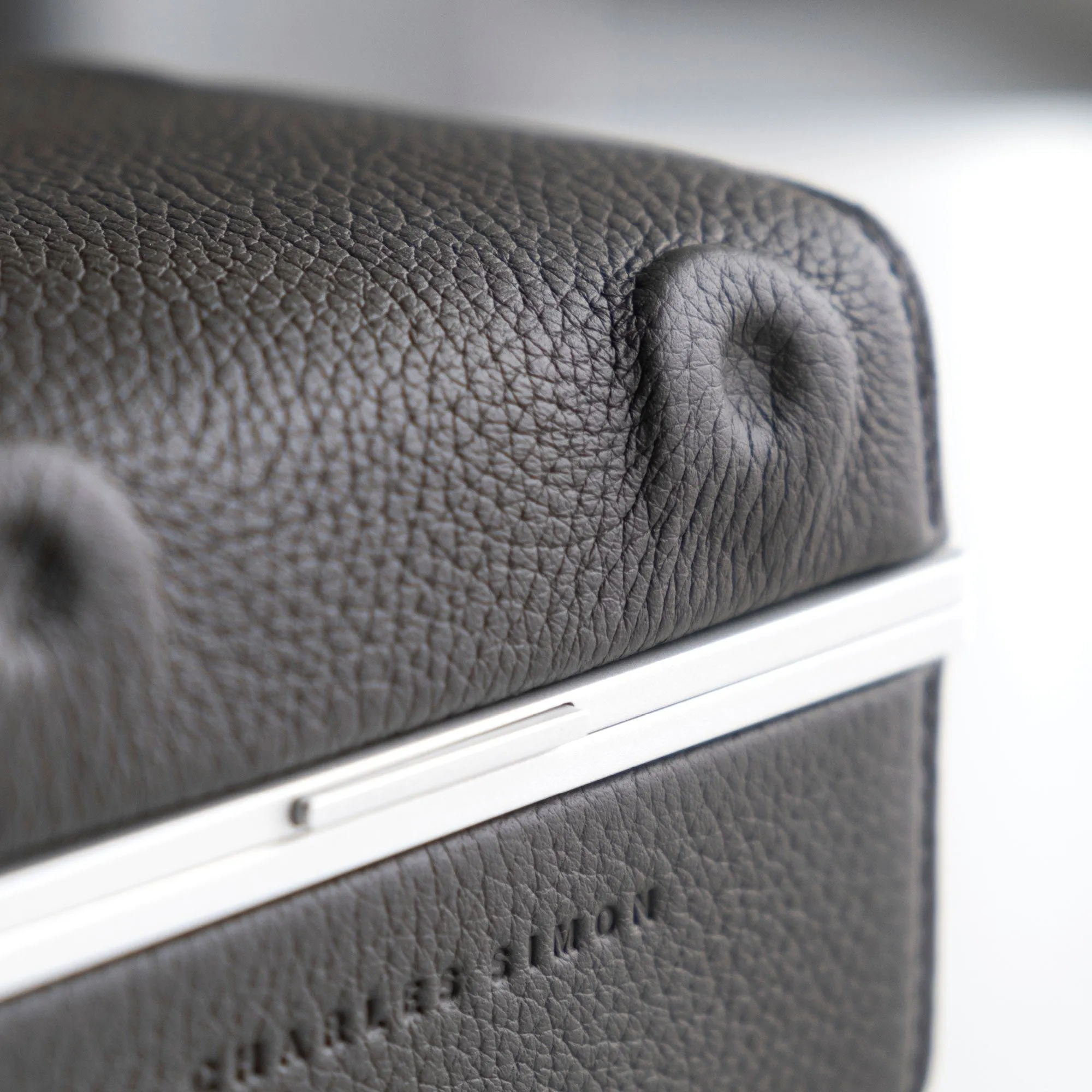 EATON 1 WATCH CASE SPECIAL EDITION - HIPPO