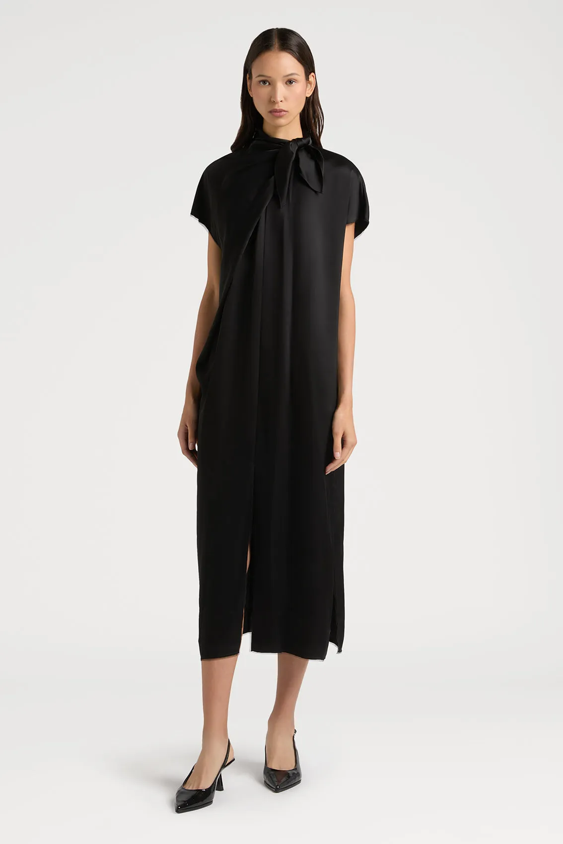 EFFORTLESS ELEGANCE - RIBBON TIE COLLAR DRESS