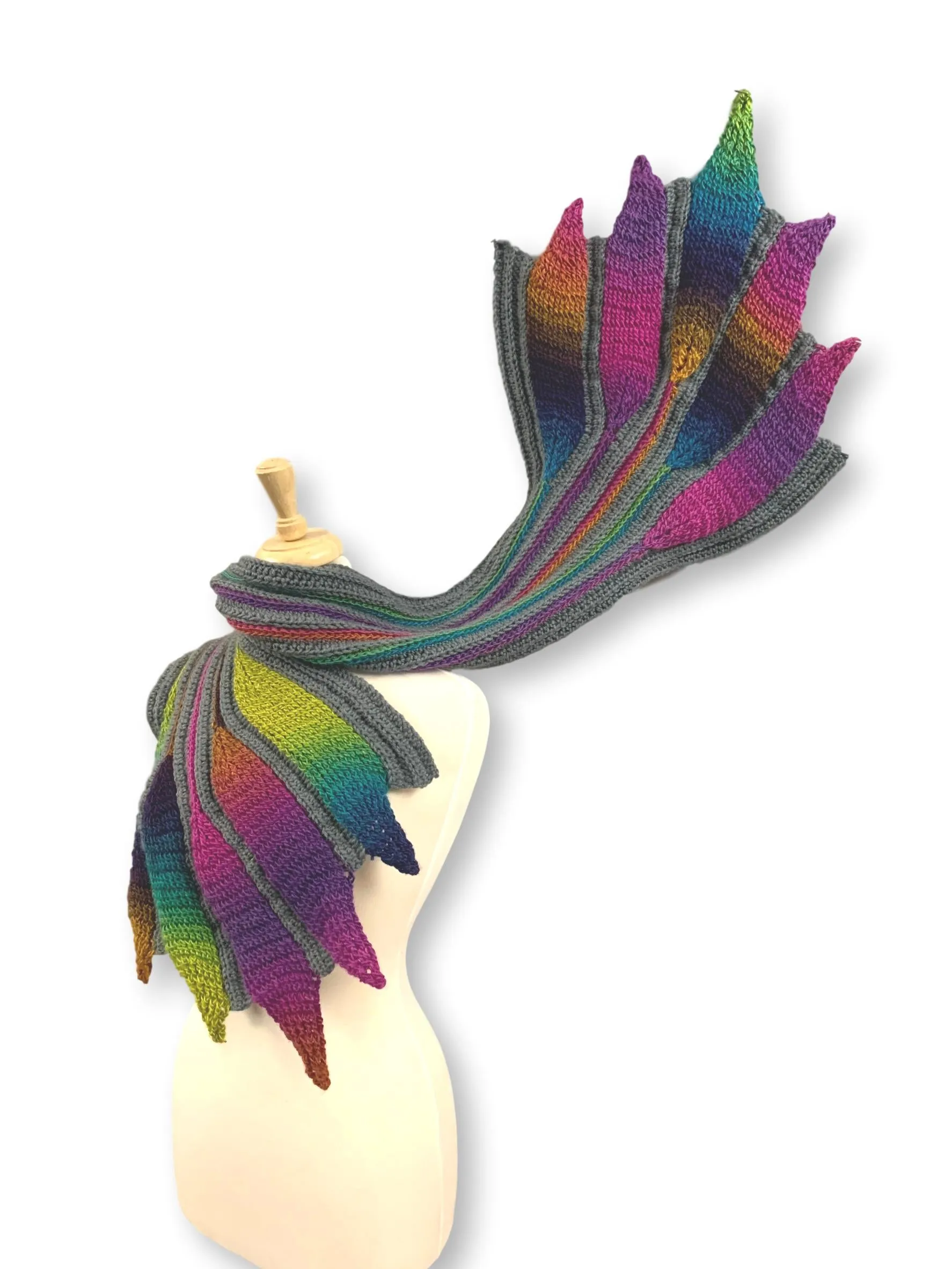 Embossed Phoenix Scarf Pattern PDF