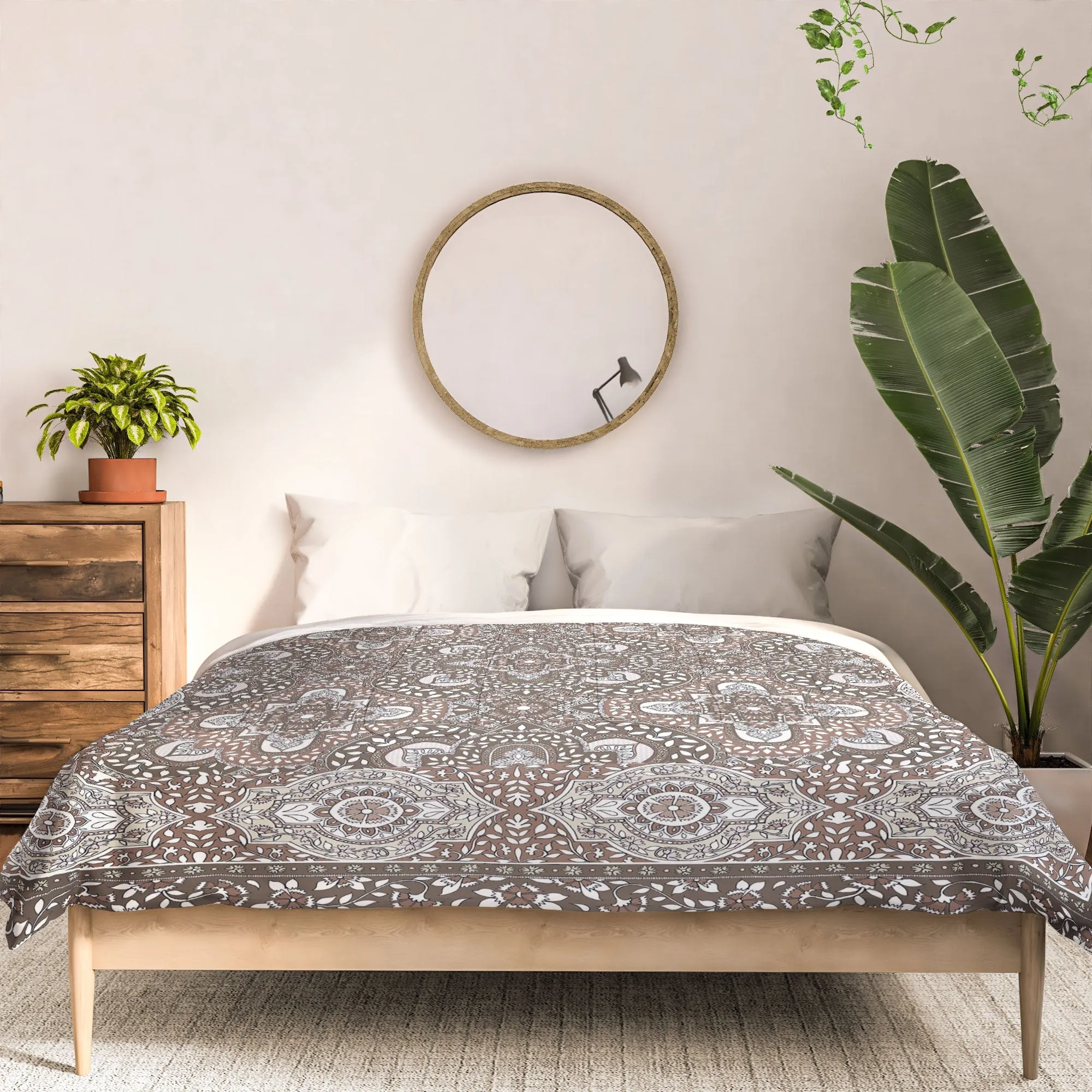 FARAH BORDER NEUTRAL DUVET / COMFORTER