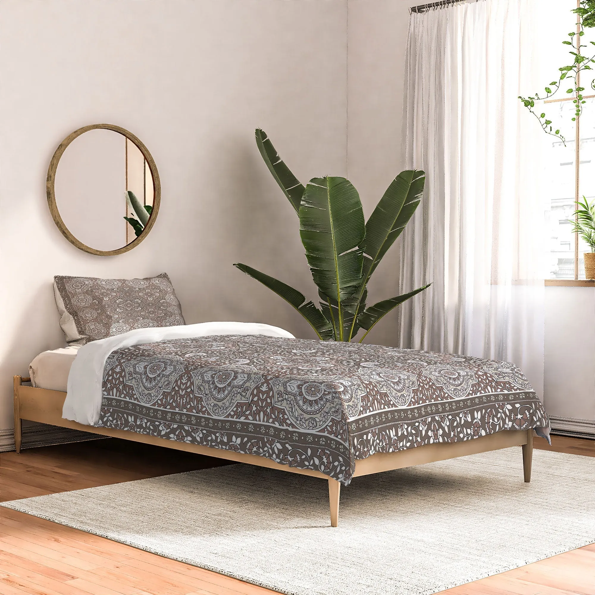 FARAH BORDER NEUTRAL DUVET / COMFORTER