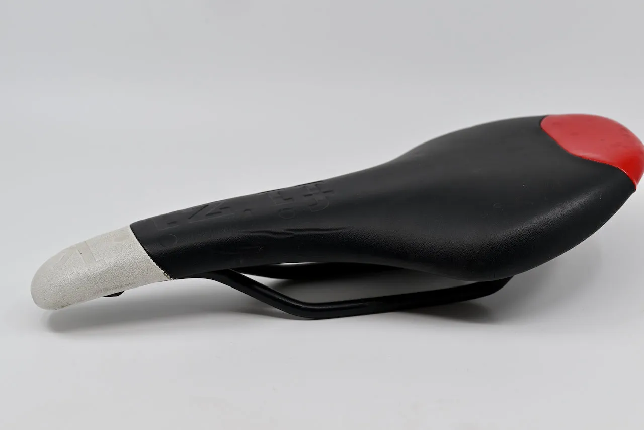 Fizik Tundra 2 Manganese rails