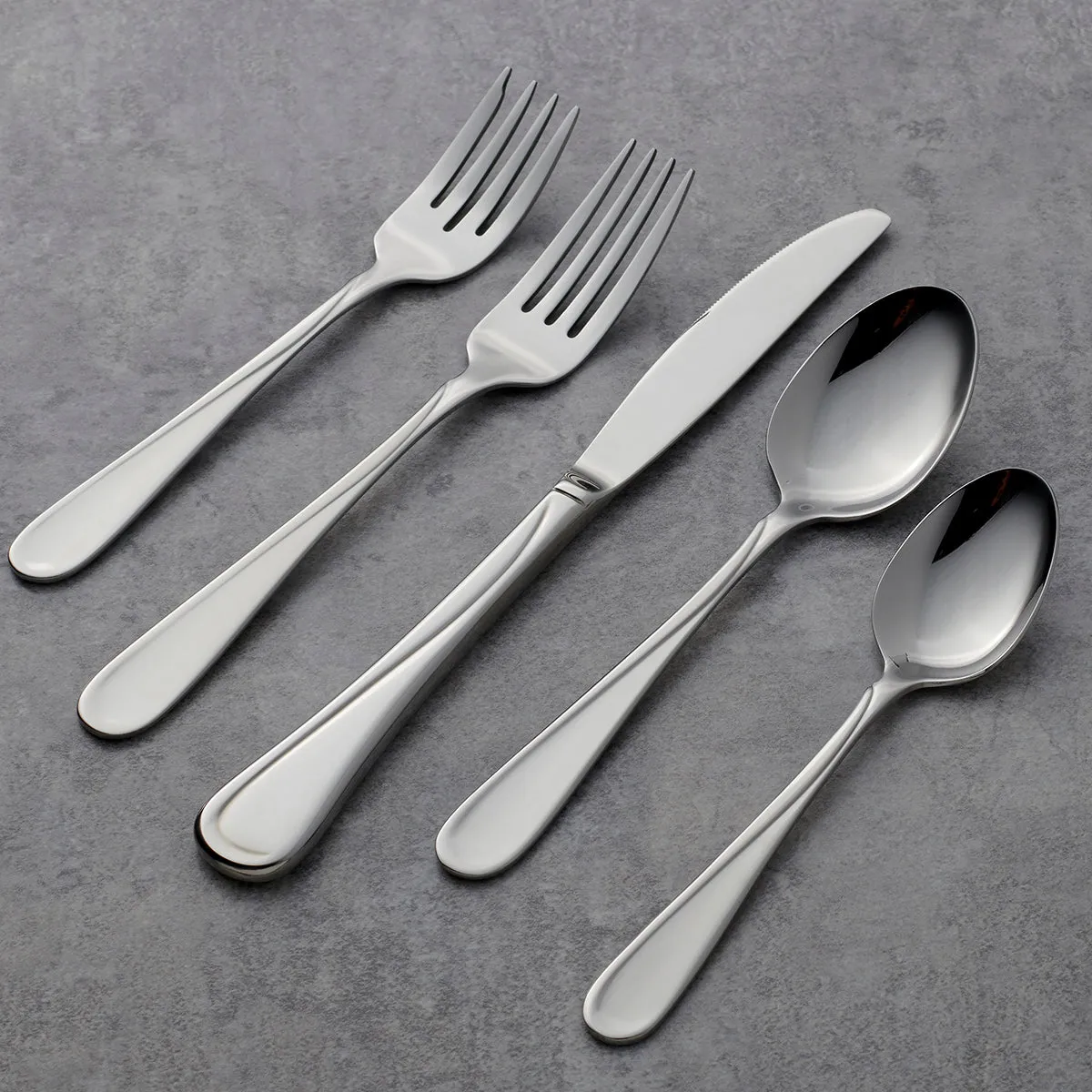 Flight 45 Piece Everyday Flatware Set