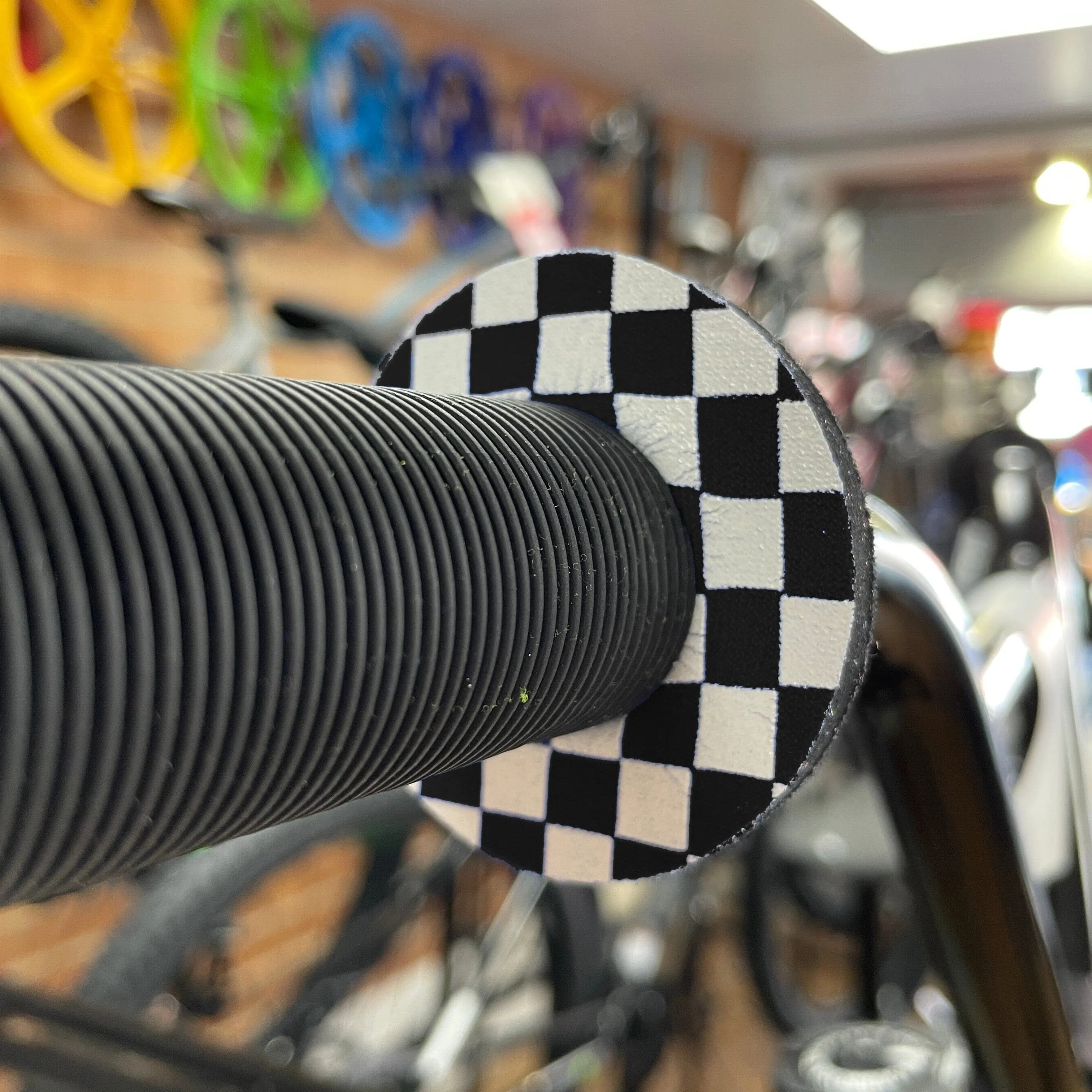 Flite Grip Donuts Checkers