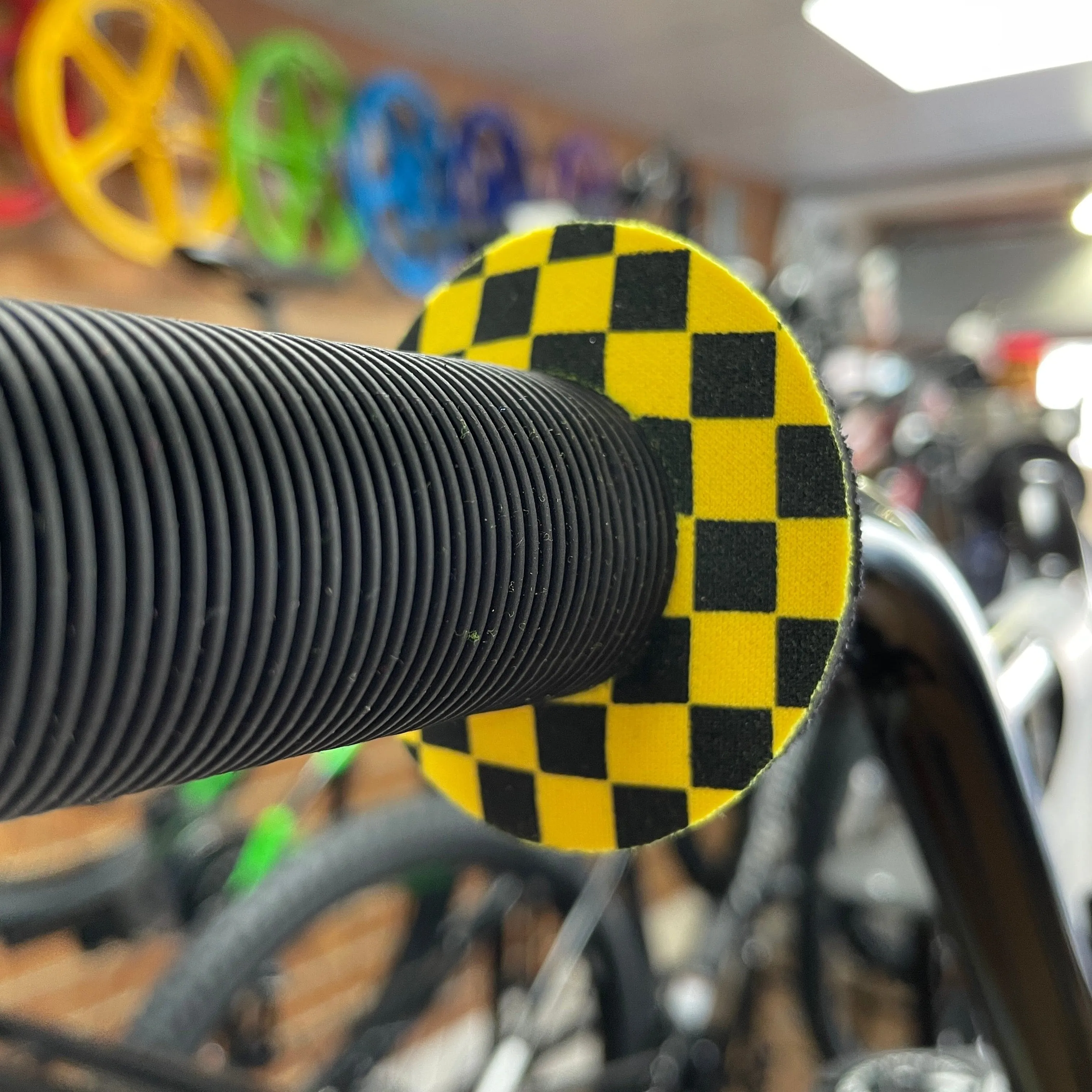 Flite Grip Donuts Checkers