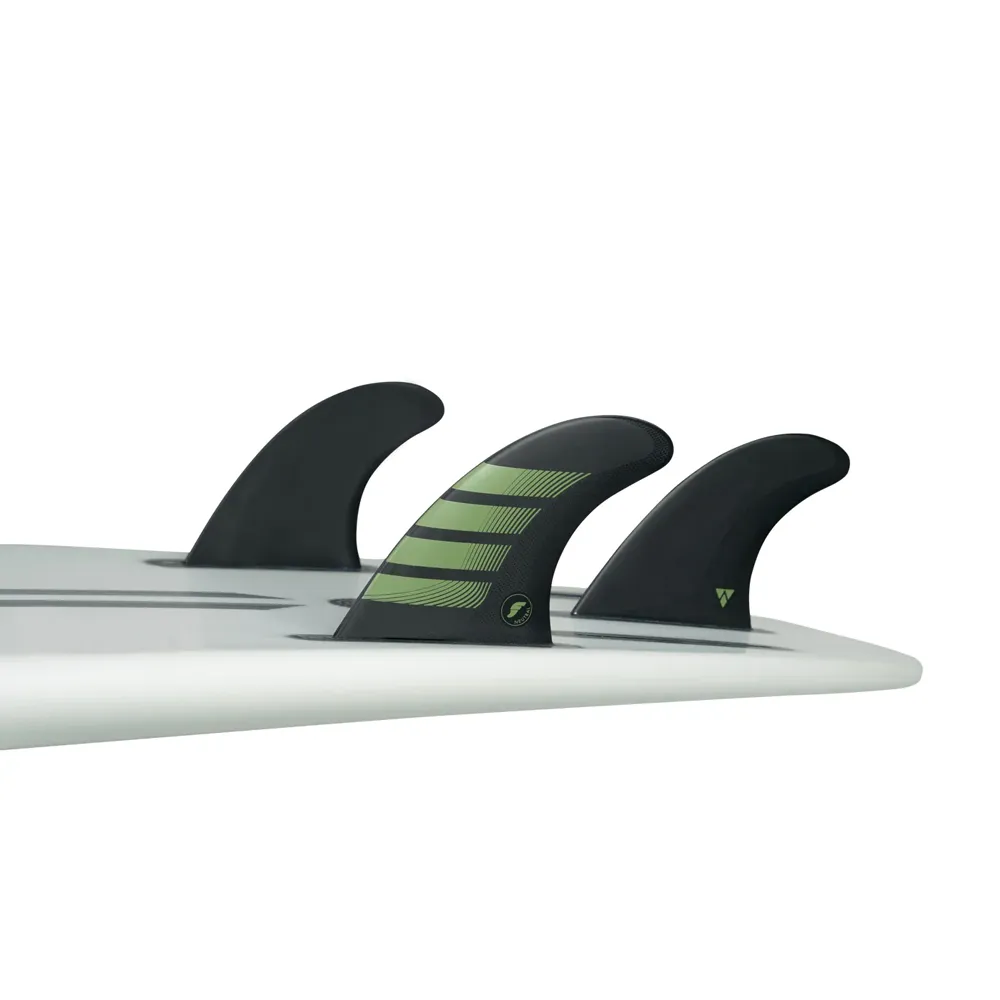 FUTURES F8 ALPHA TRI L - CARBON/OLIVE