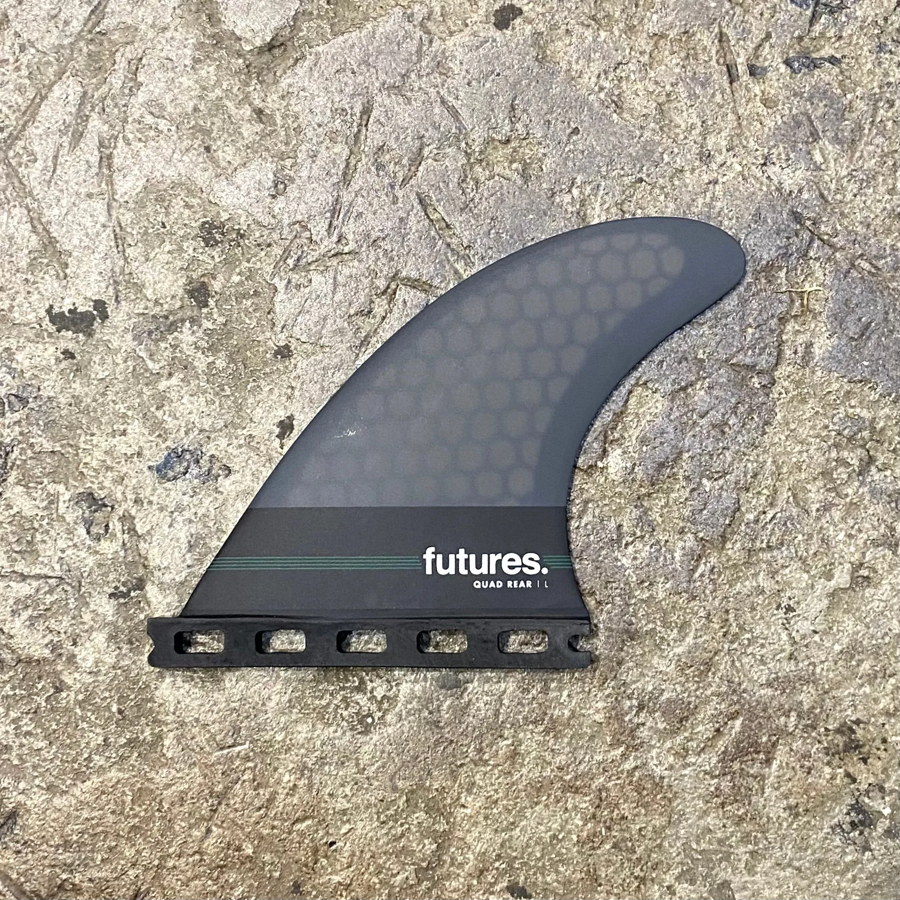 FUTURES   NEUTRAL QUAD REARS L