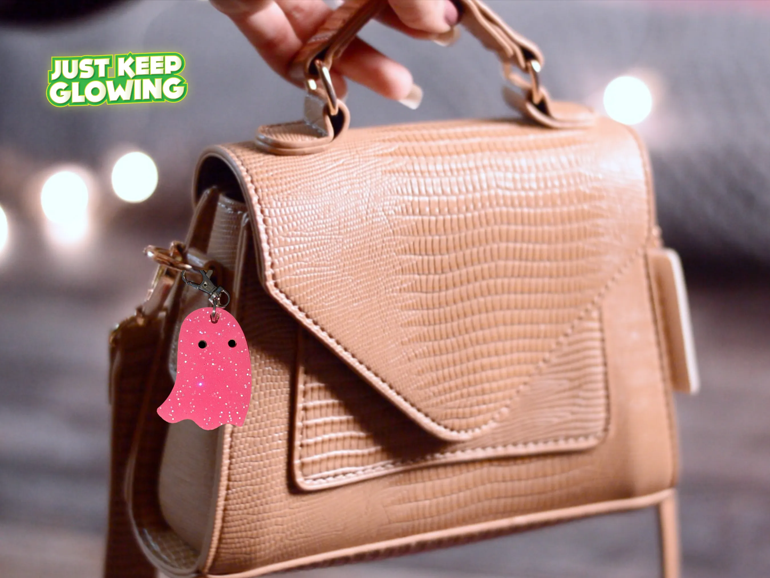 GLOW IN THE DARK GHOST KEYCHAIN