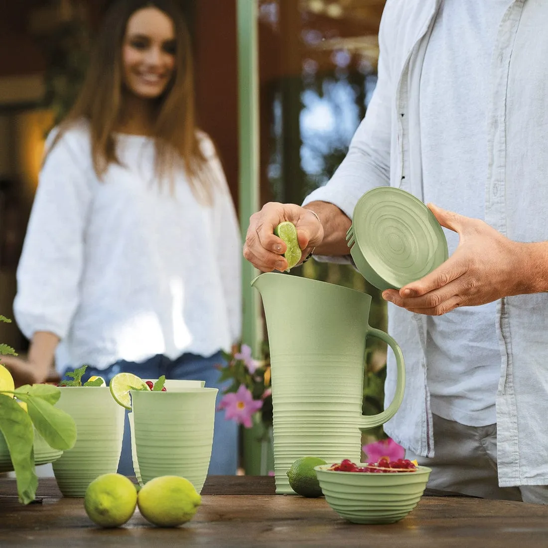 Guzzini Pitcher With Lid Tierra 1.8L Seaweed Green GZ181701257