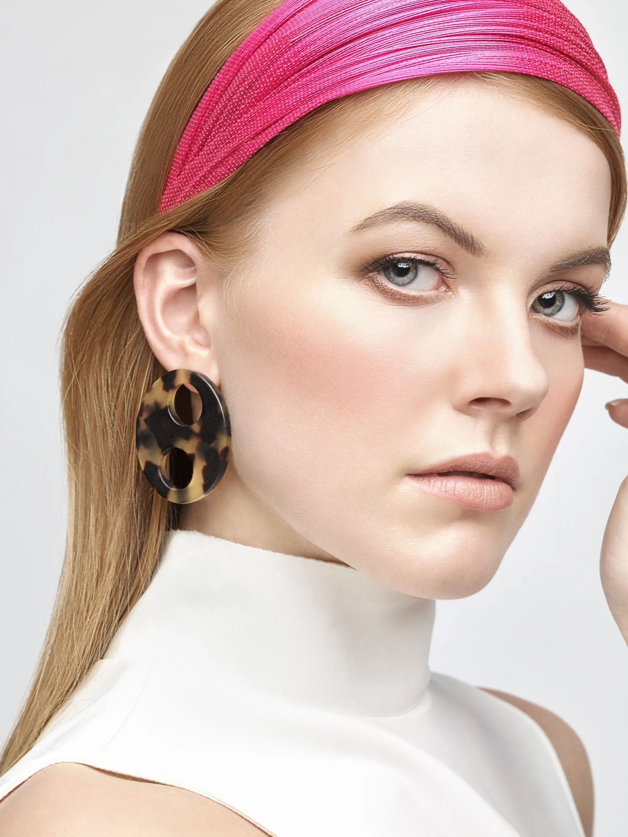 Haricot Single Medium Orange Stud Earrings