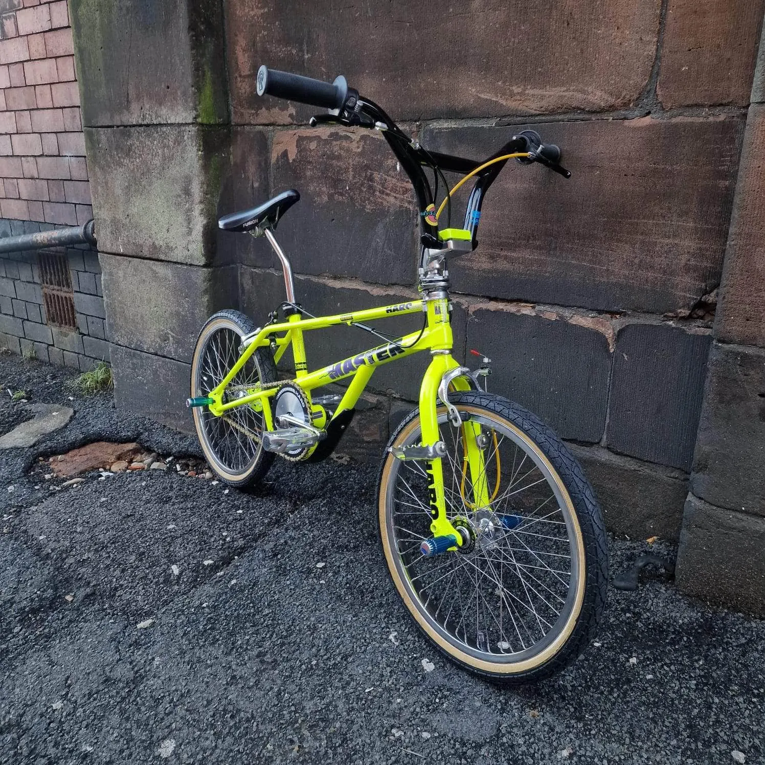 Haro 1989 Bashguard Team Master Bike Neon Yellow