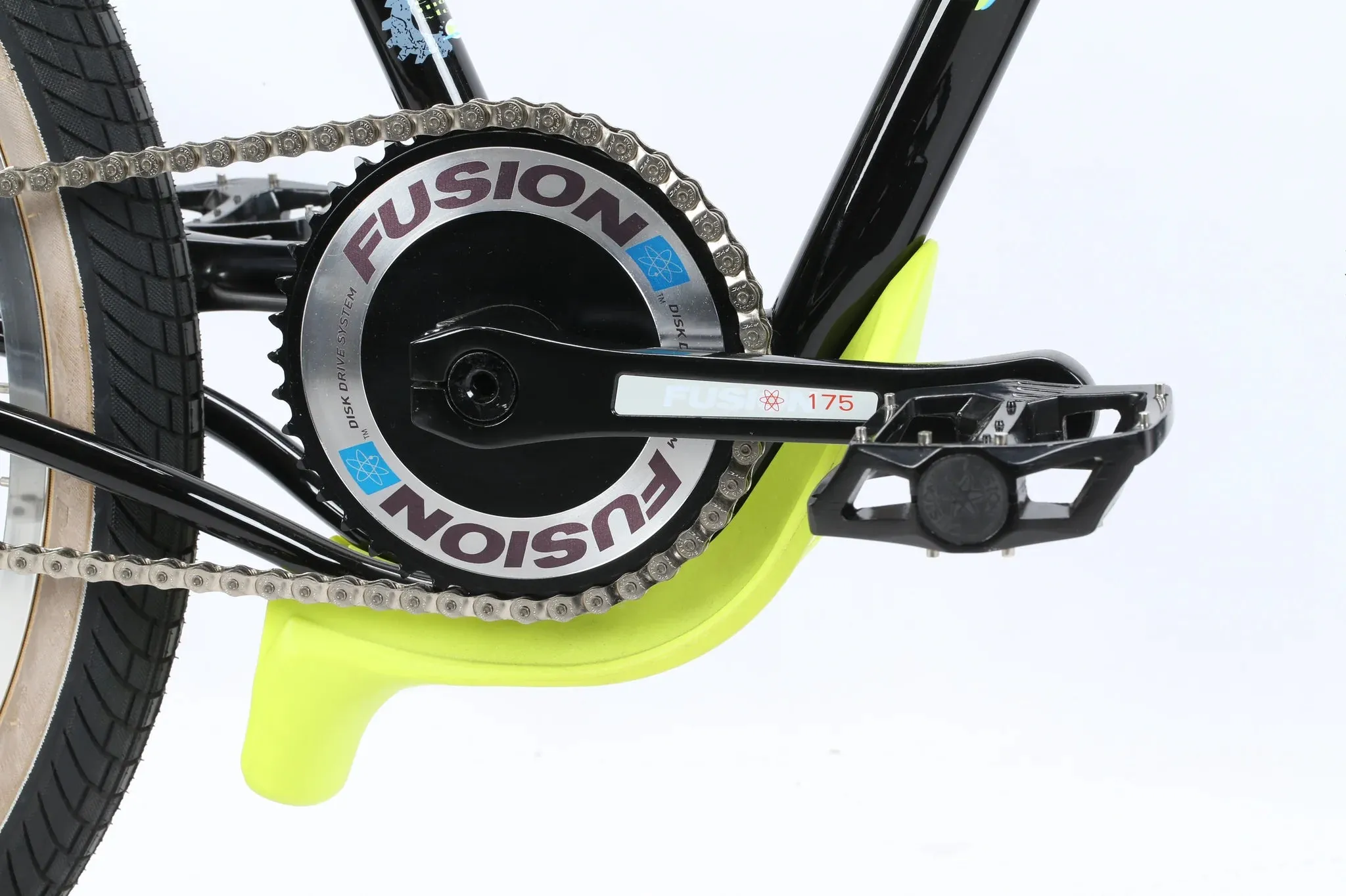 Haro Lineage Sport 26" Bashguard Bike Black