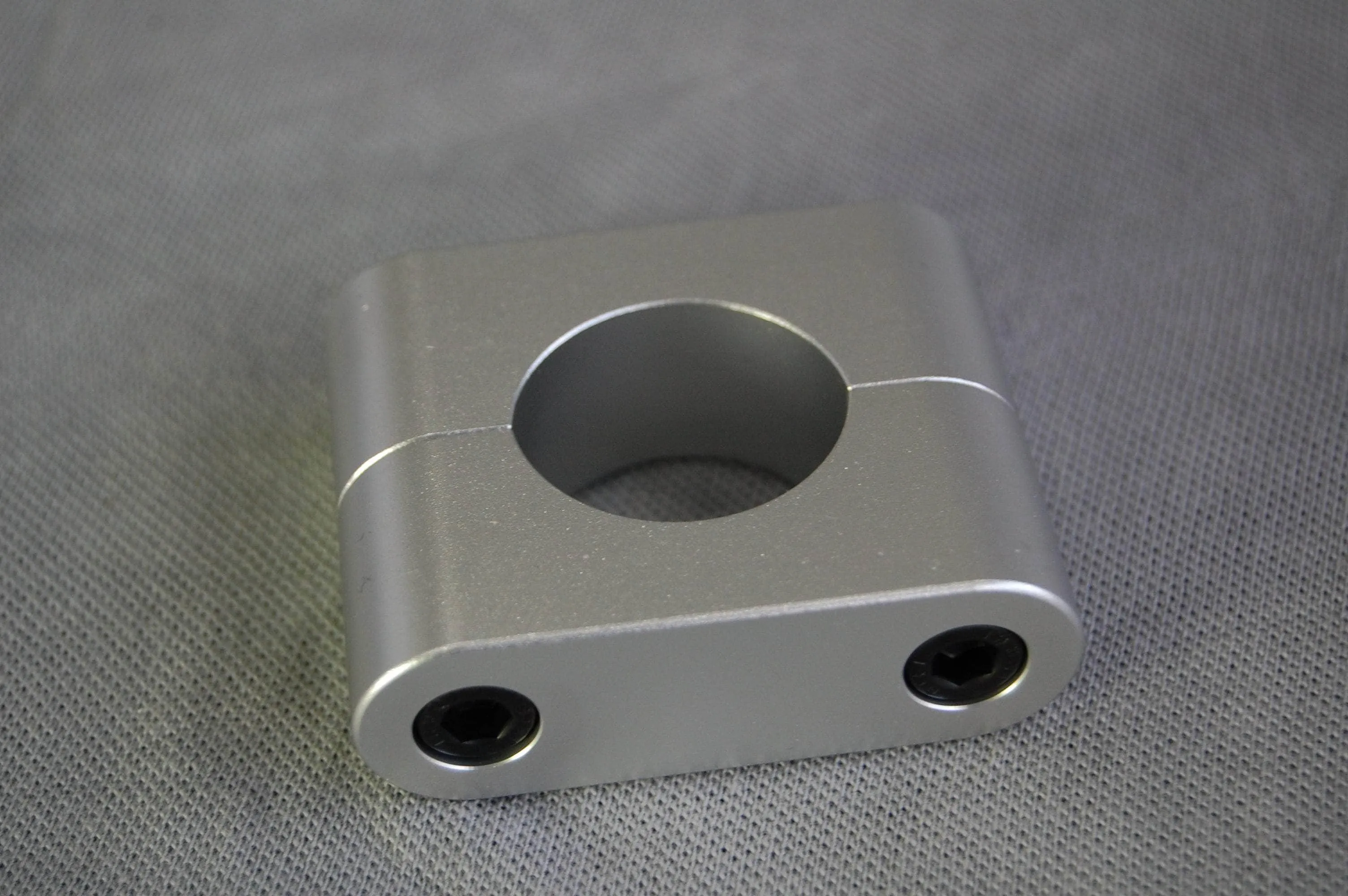 Ironhead Retro Alloy Double Bolt Seatclamp 28.6mm