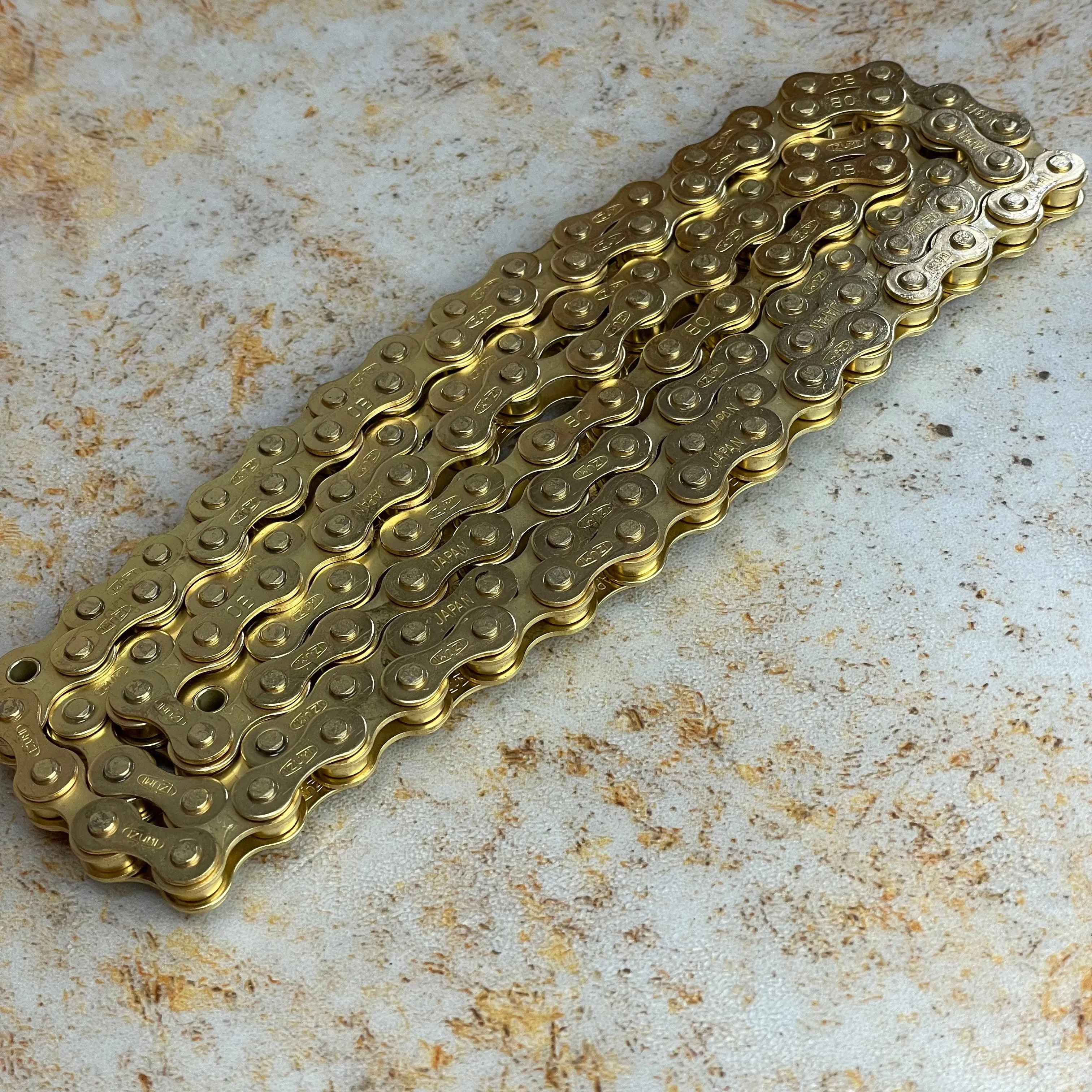 Izumi Standard 1/8" Chain Gold