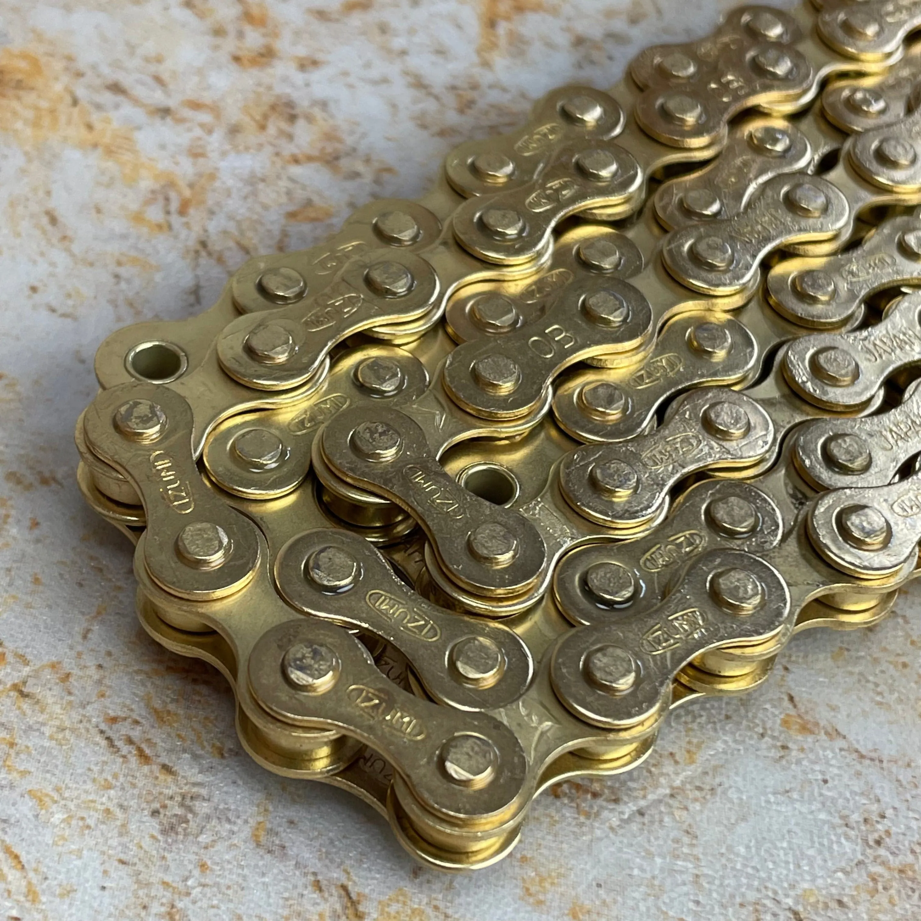 Izumi Standard 1/8" Chain Gold