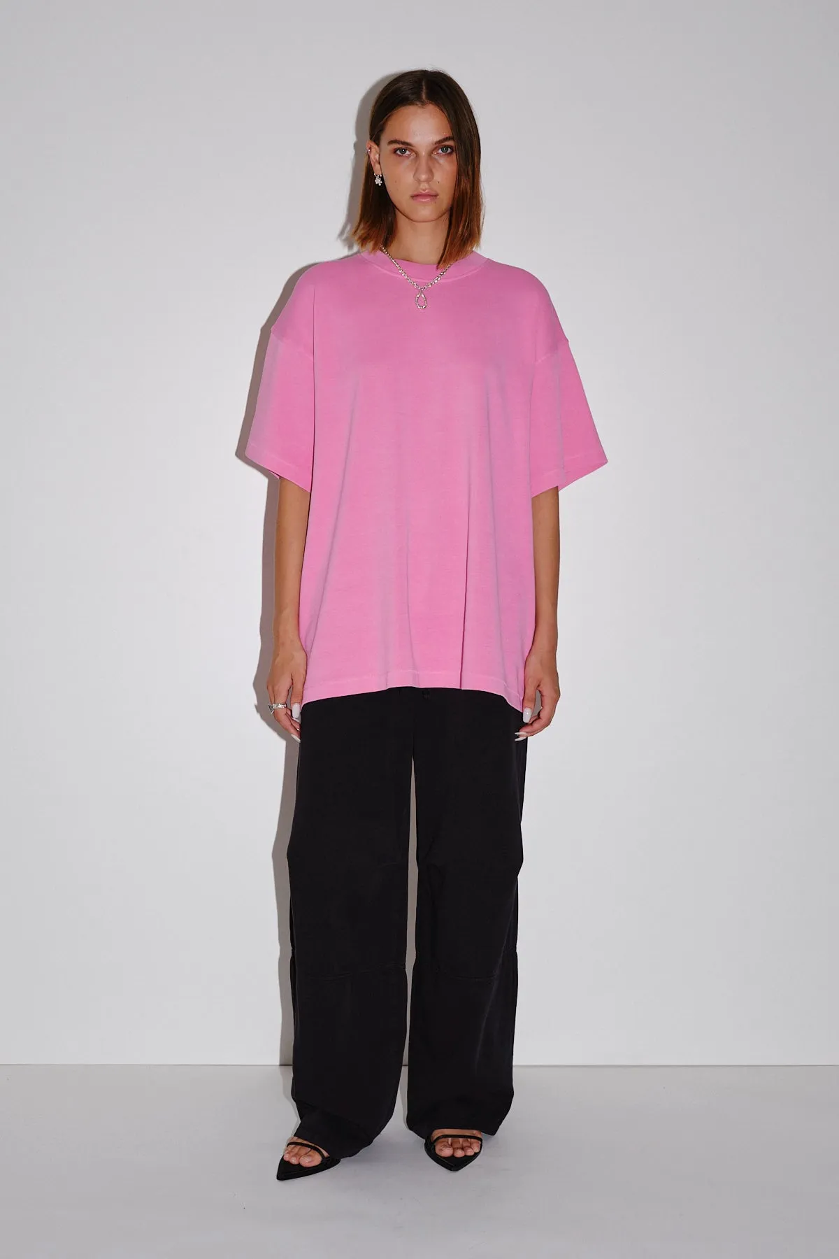 Jasmine Embossed - Fuchsia Pink