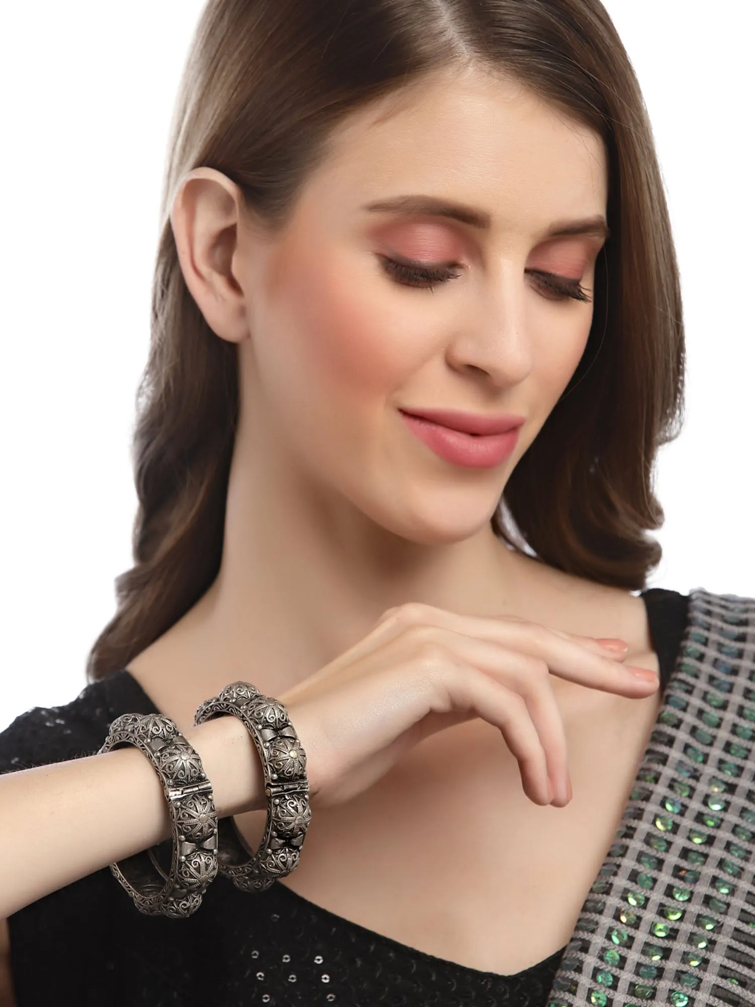 Karatcart Oxidised Silver Antique Dome Shape Openable Bangle for Women