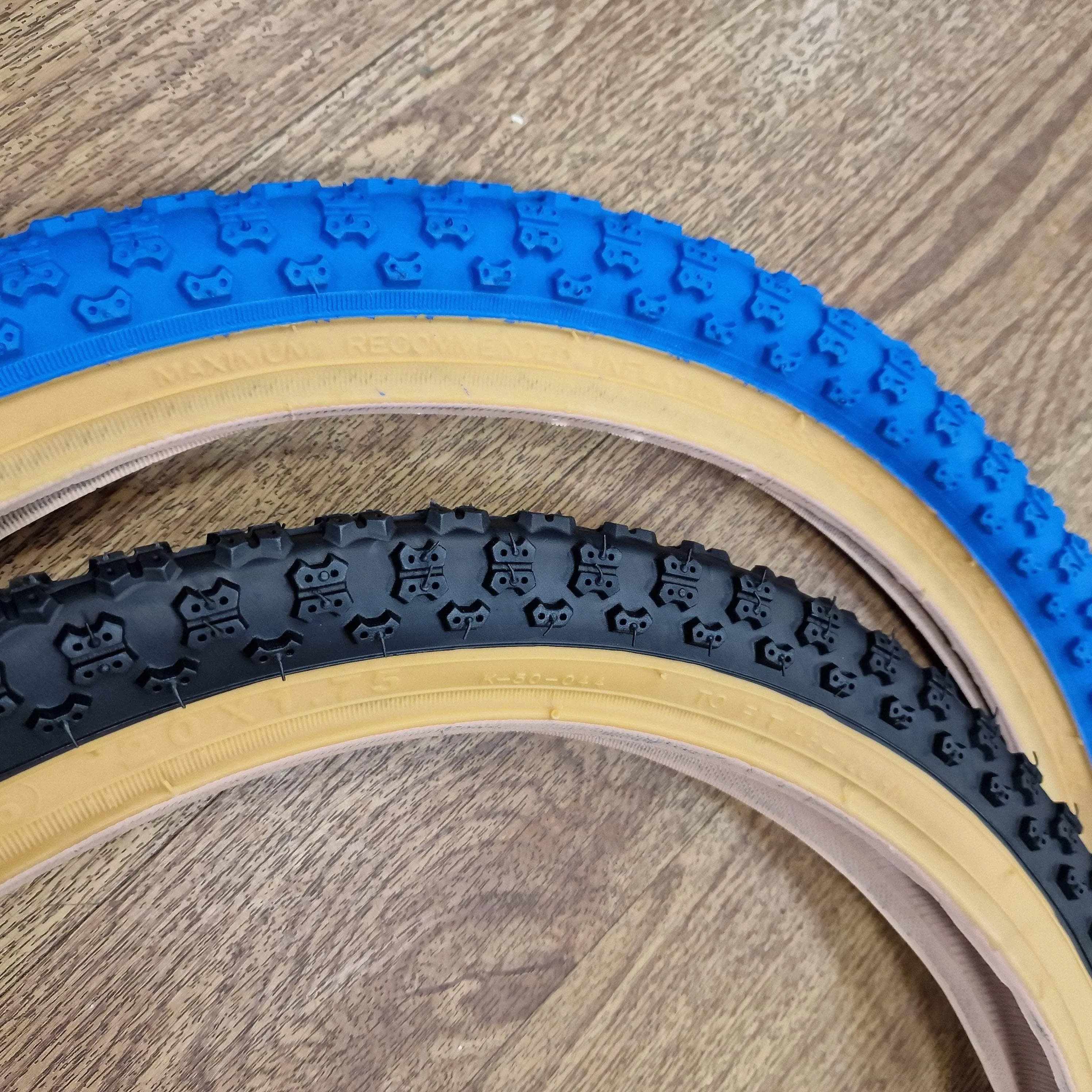 Kenda K50 Gumwall Comp III Tyre