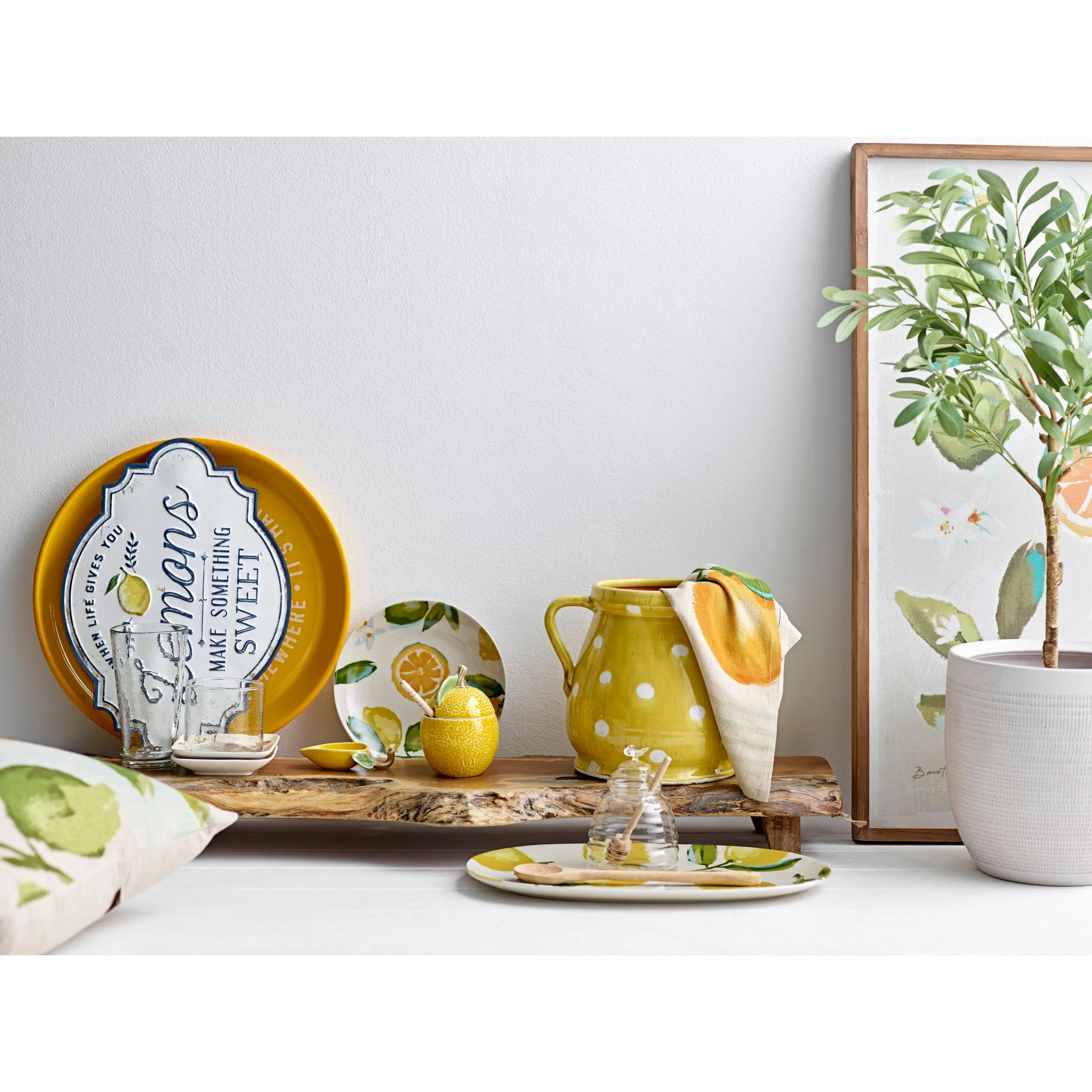 Lemons Embossed Wall Decor