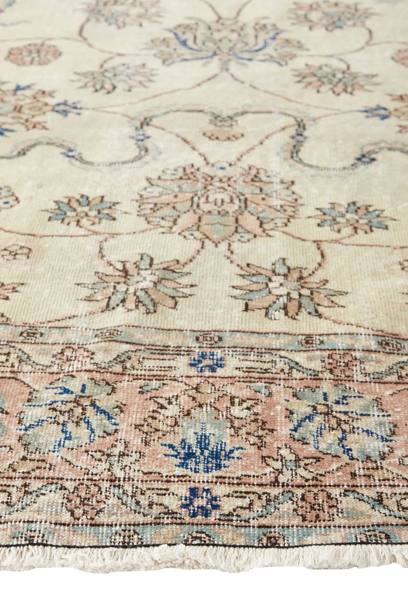 'Libra' Turkish Vintage Area Rug - 6'8" x 8'11"