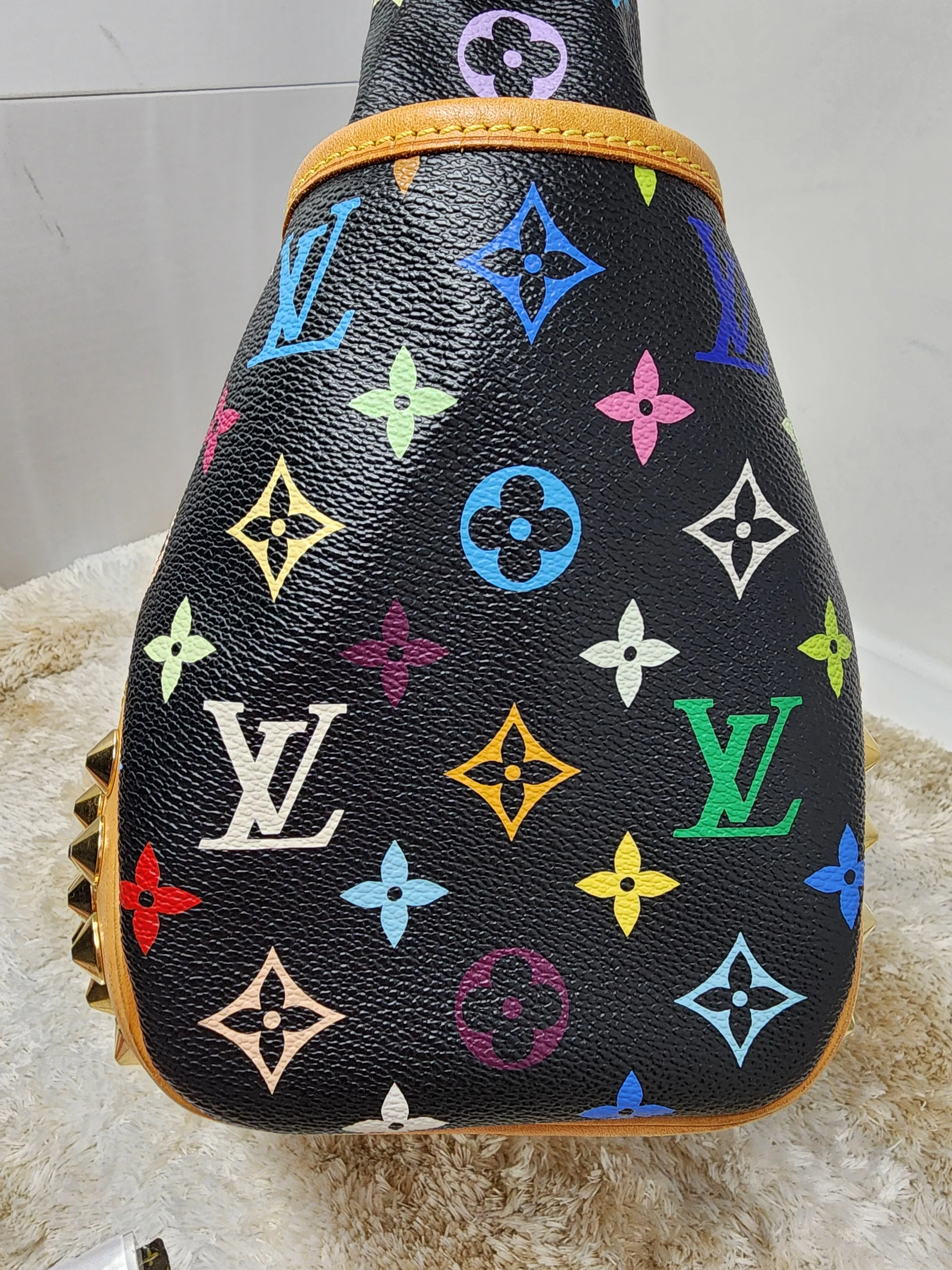 LOUIS VUITTON BLACK MULTICOLOR CHRISSIE